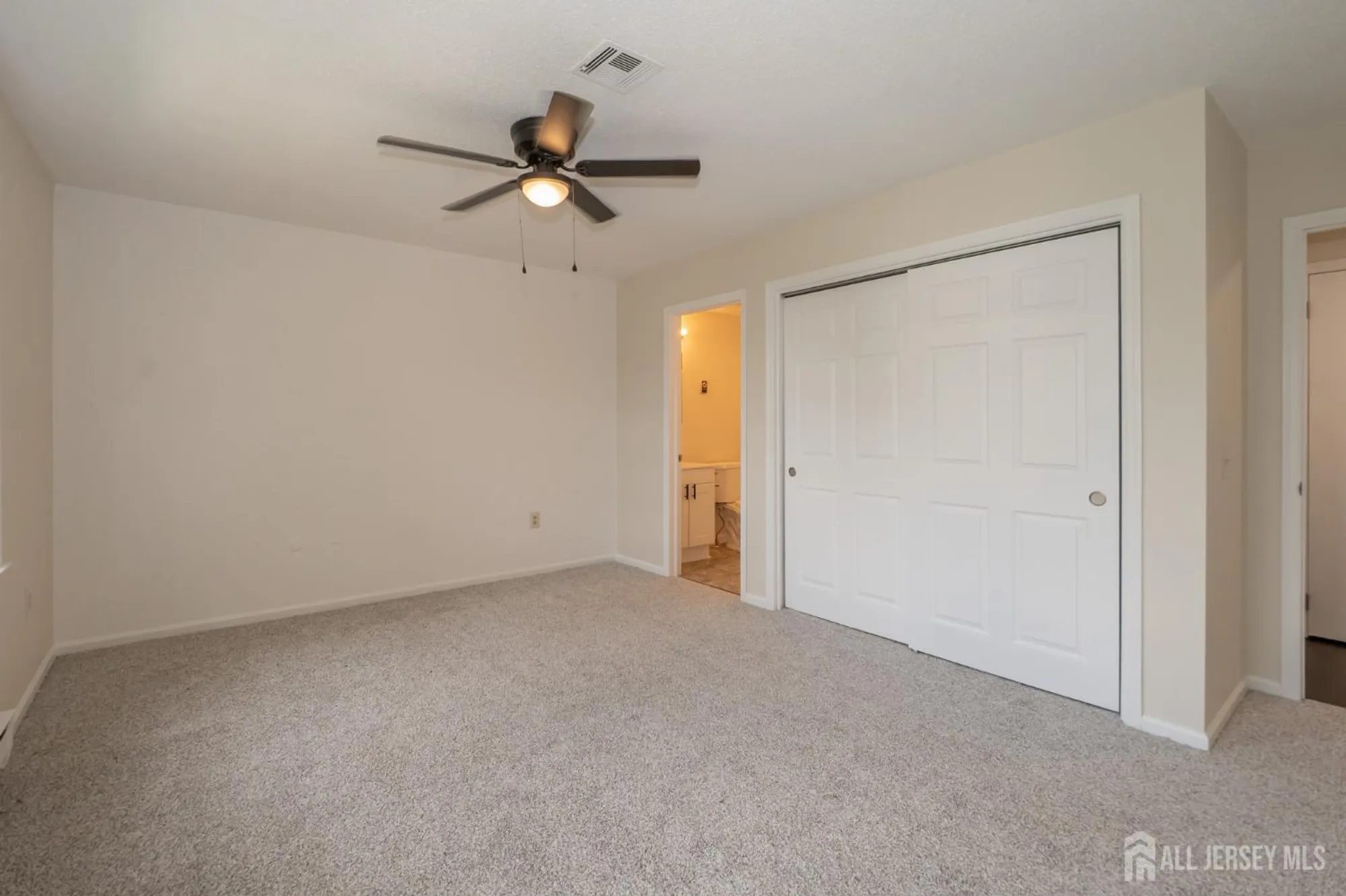 Property Slideshow image 26 of 28 | 456 roxbury ln o, Monroe, NJ, 08831