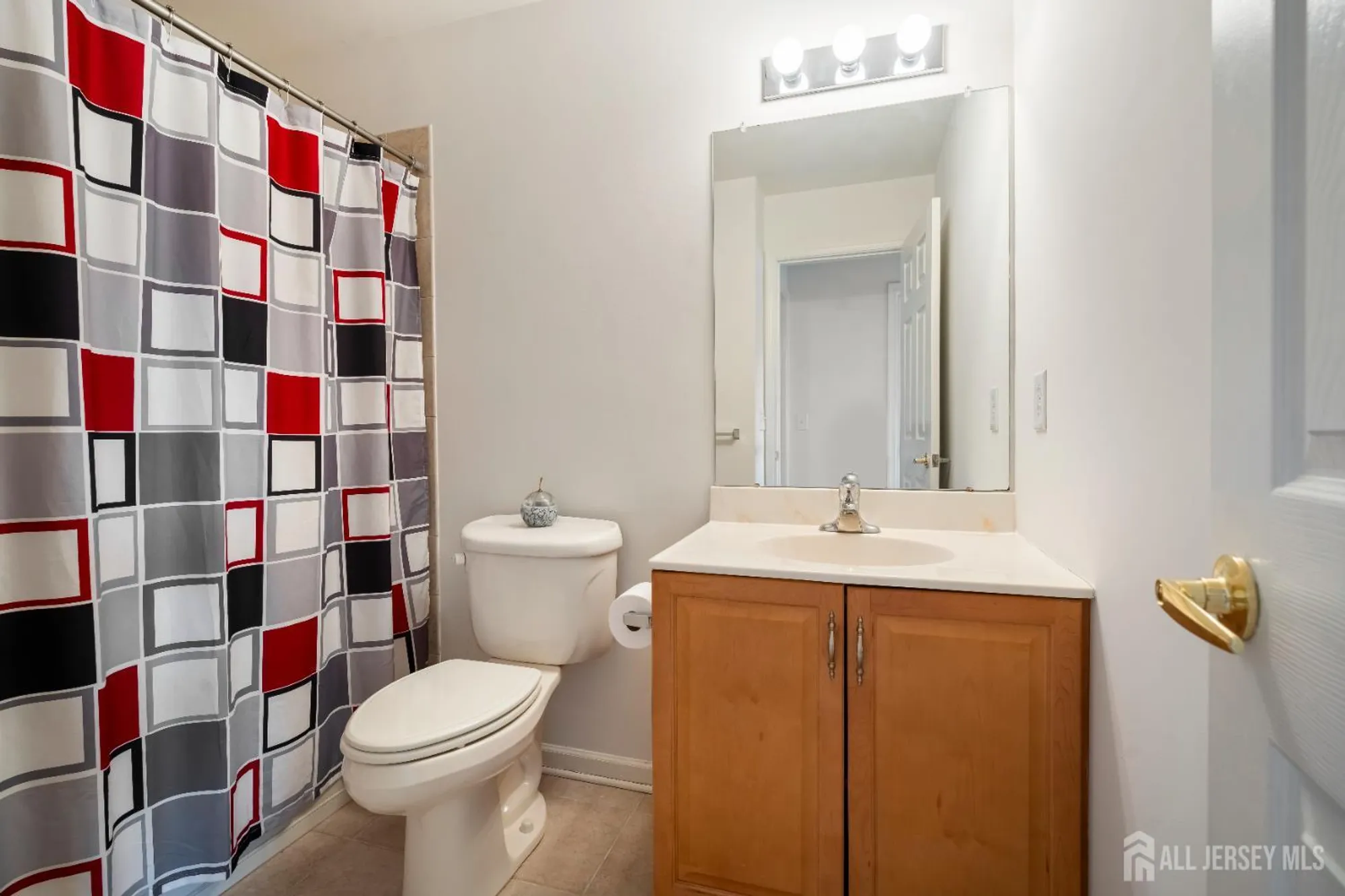 Property Slideshow image 19 of 26 | 5903 schindler dr, South Brunswick, NJ, 08852