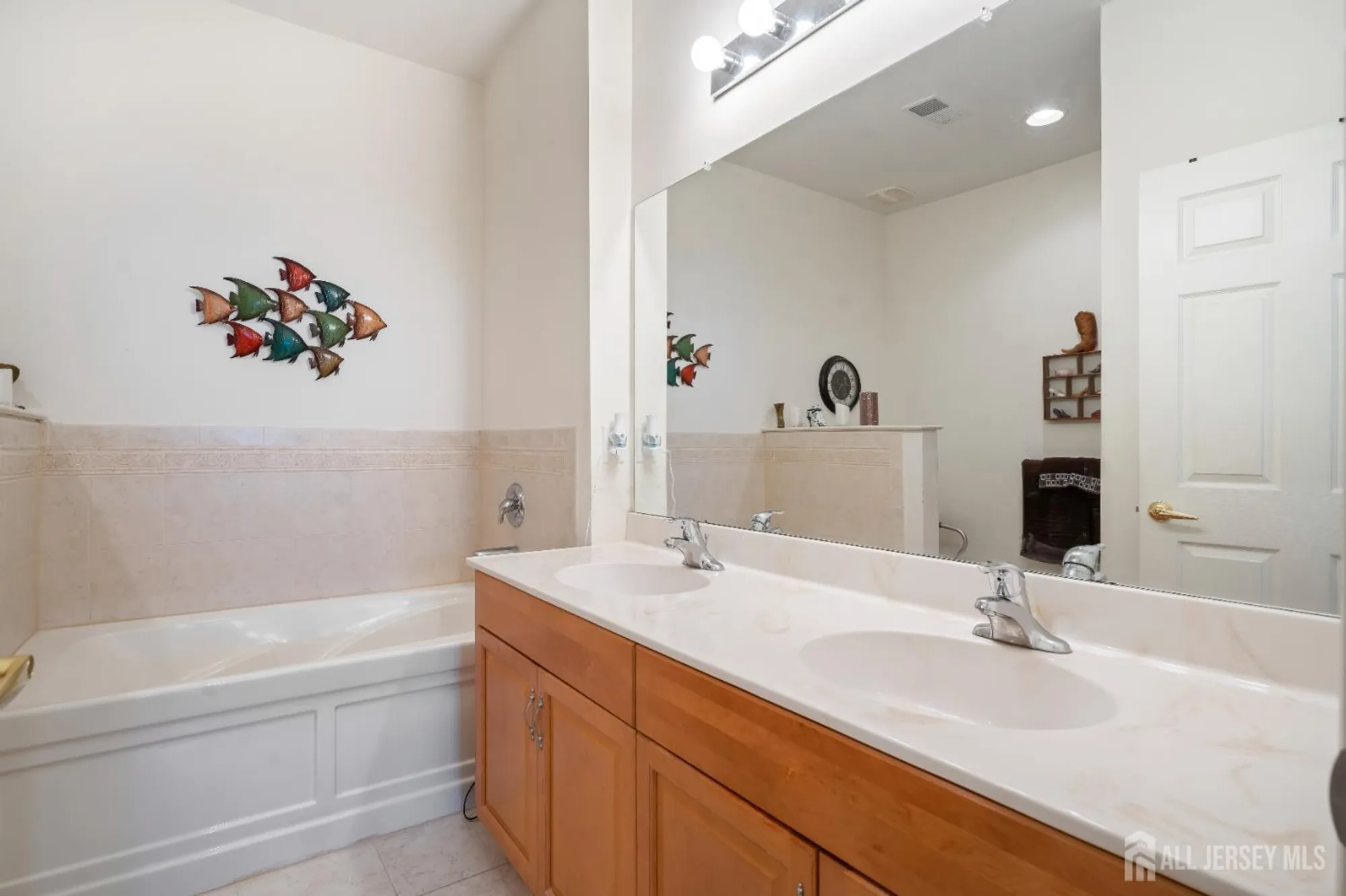 Property Slideshow image 13 of 26 | 5903 schindler dr, South Brunswick, NJ, 08852