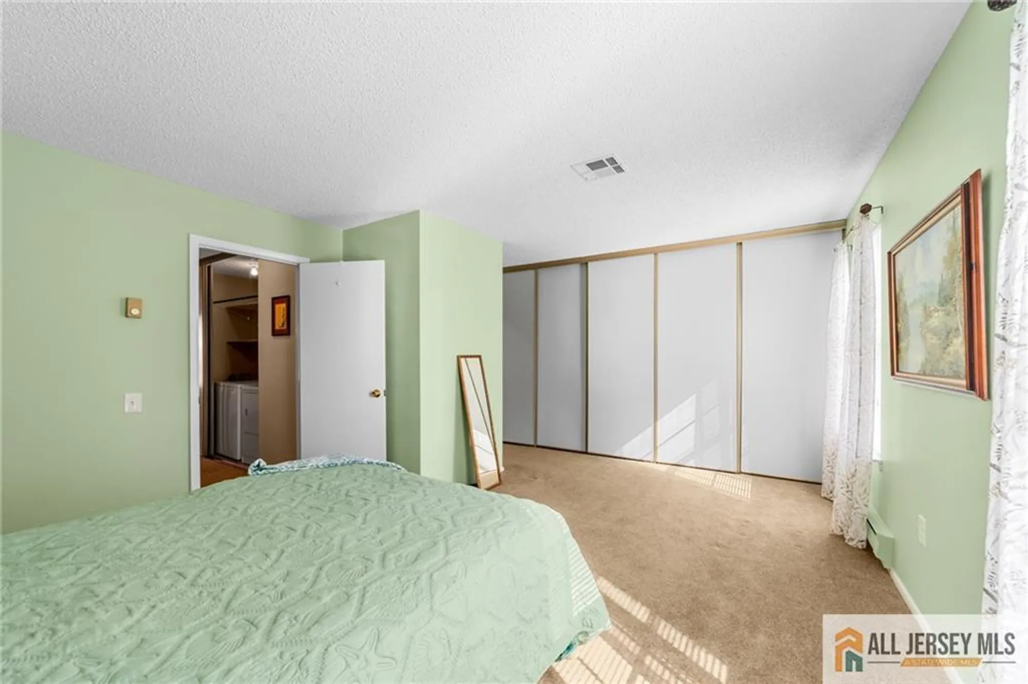 Property Slideshow image 20 of 34 | 376 stirling dr 376a, Monroe, NJ, 08831