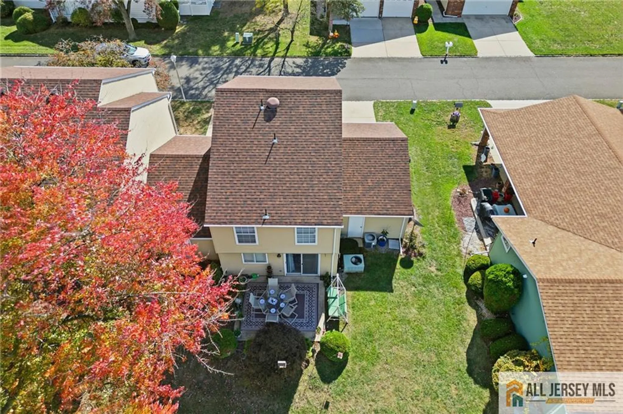 Property Slideshow image 32 of 34 | 376 stirling dr 376a, Monroe, NJ, 08831