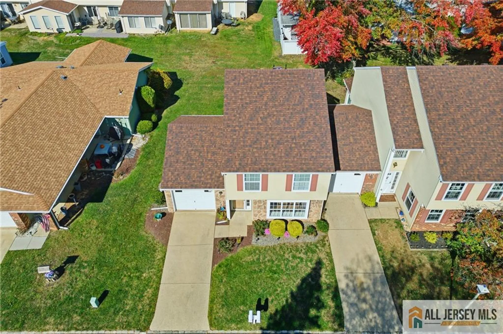 Property Slideshow image 8 of 34 | 376 stirling dr 376a, Monroe, NJ, 08831