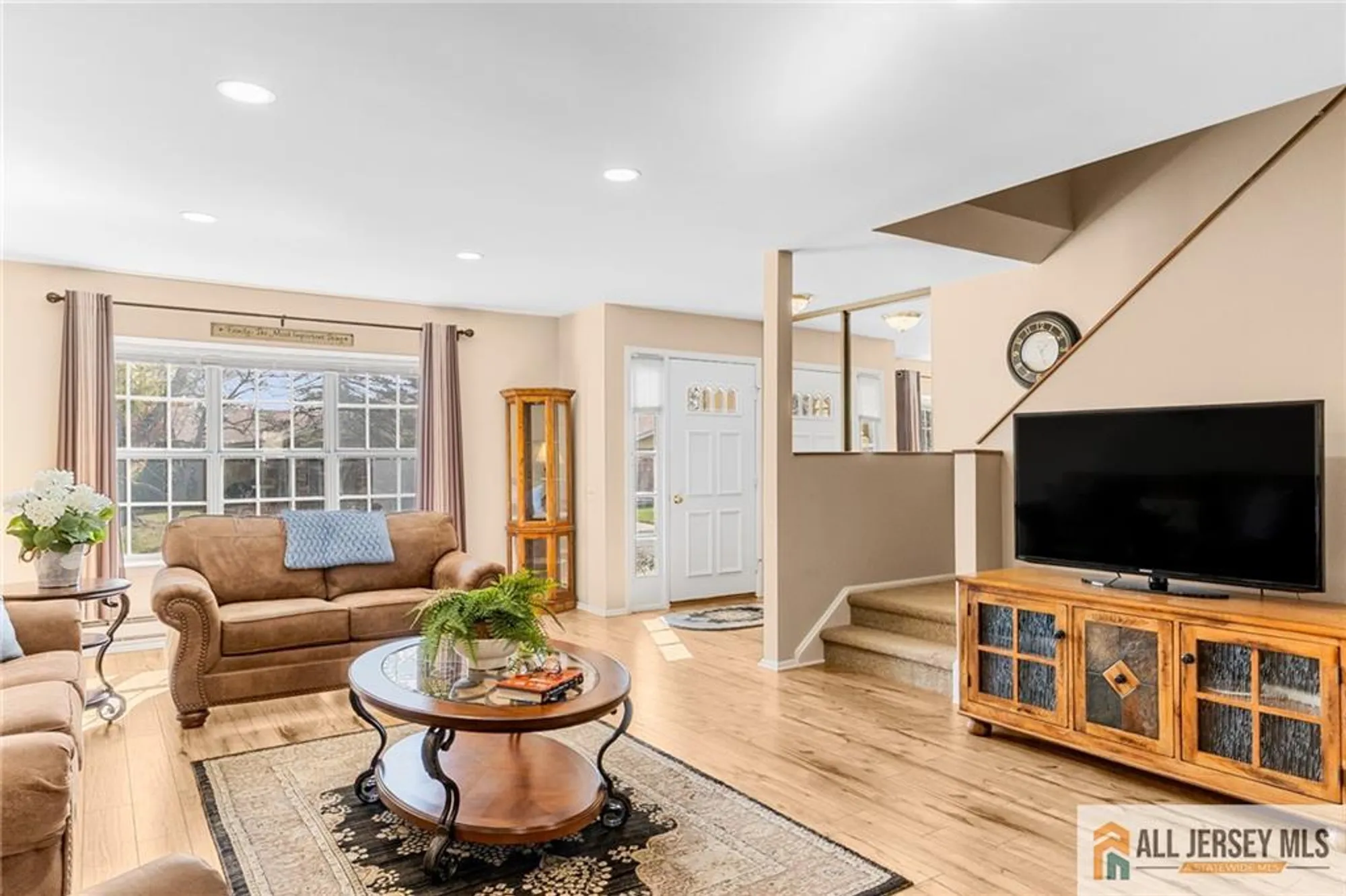 Property Slideshow image 4 of 34 | 376 stirling dr 376a, Monroe, NJ, 08831