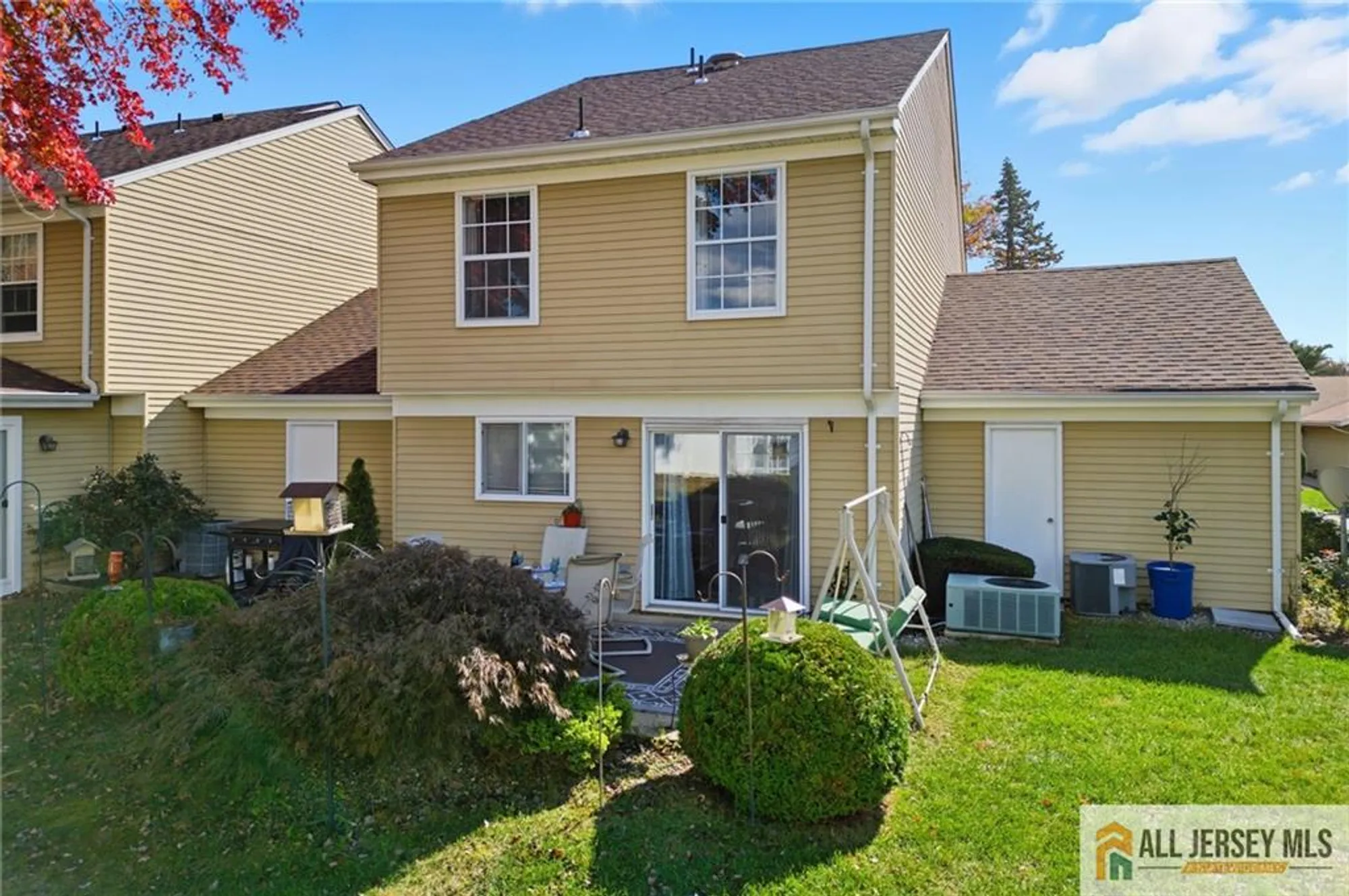 Property Slideshow image 31 of 34 | 376 stirling dr 376a, Monroe, NJ, 08831