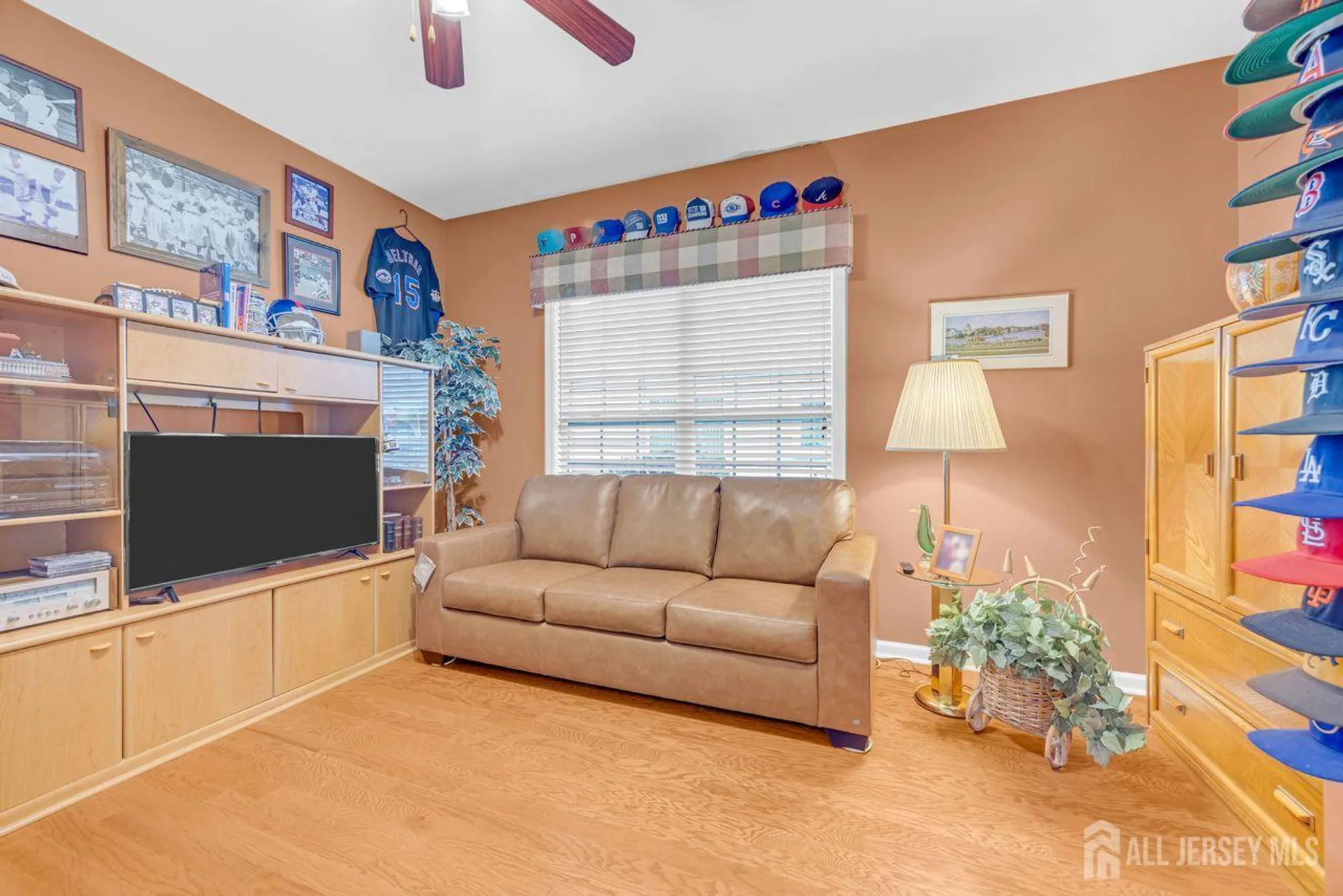Property Slideshow image 29 of 35 | 242 longwood ln, Somerset, NJ, 08873