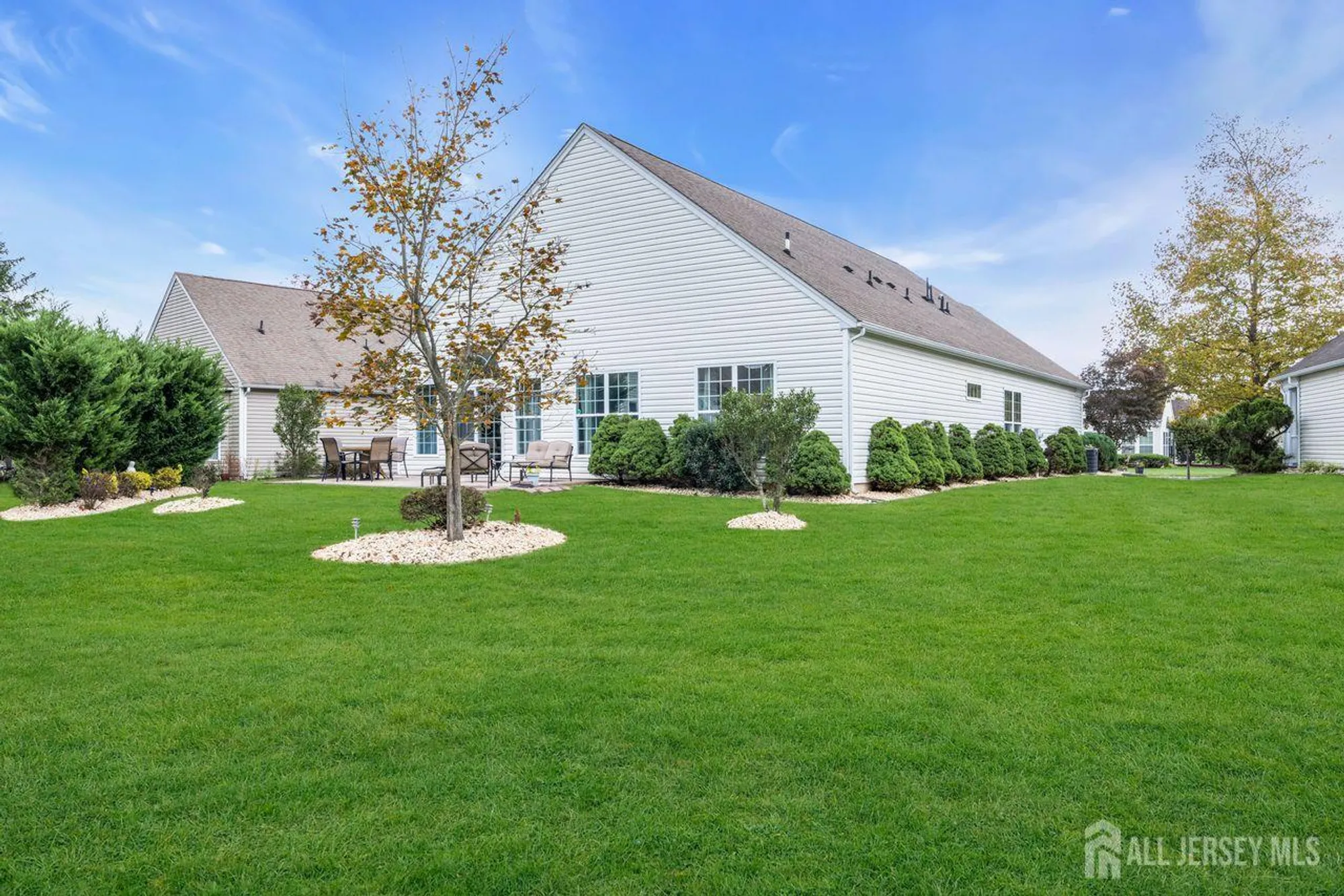 Property Slideshow image 34 of 35 | 242 longwood ln, Somerset, NJ, 08873