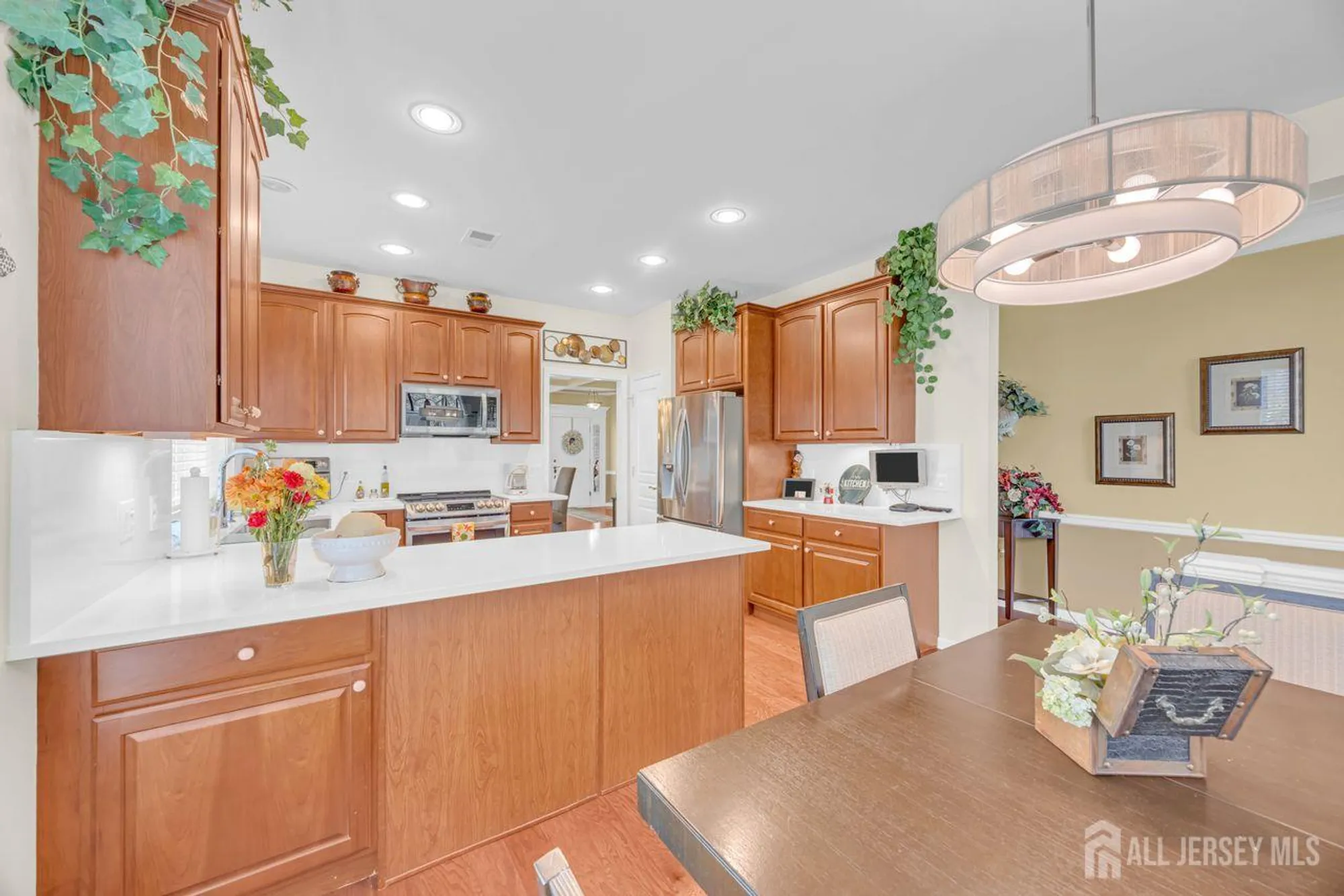 Property Slideshow image 15 of 35 | 242 longwood ln, Somerset, NJ, 08873