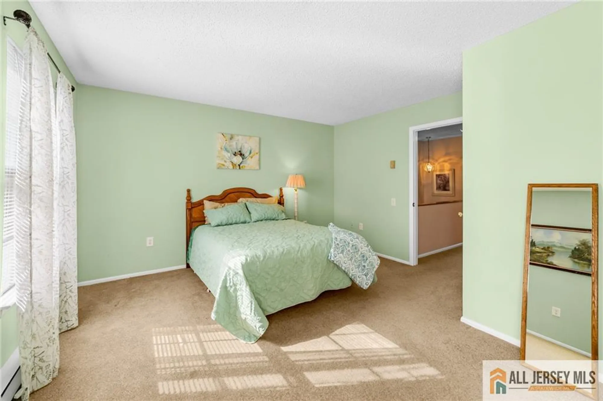 Property Slideshow image 18 of 34 | 376 stirling dr 376a, Monroe, NJ, 08831