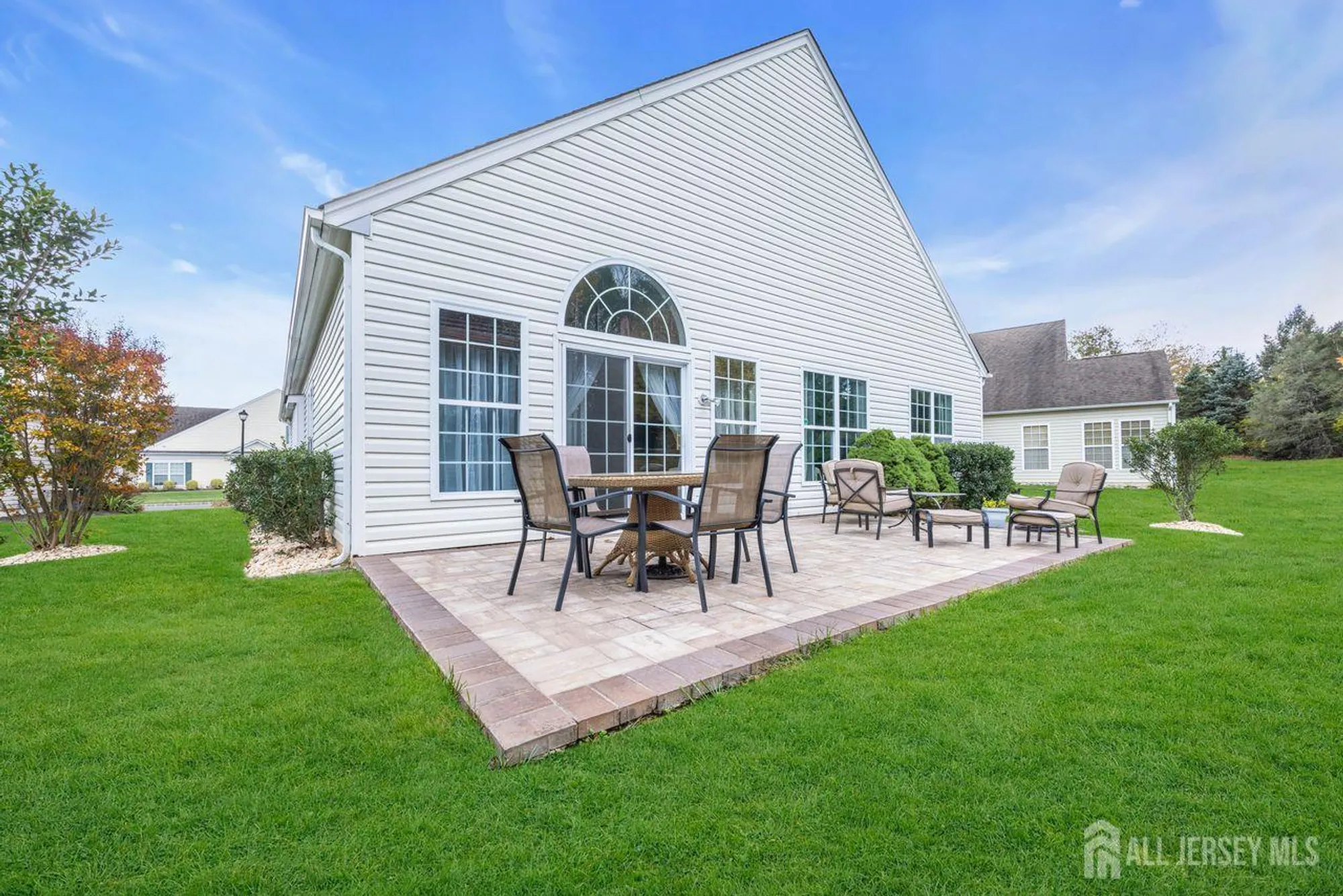 Property Slideshow image 32 of 35 | 242 longwood ln, Somerset, NJ, 08873