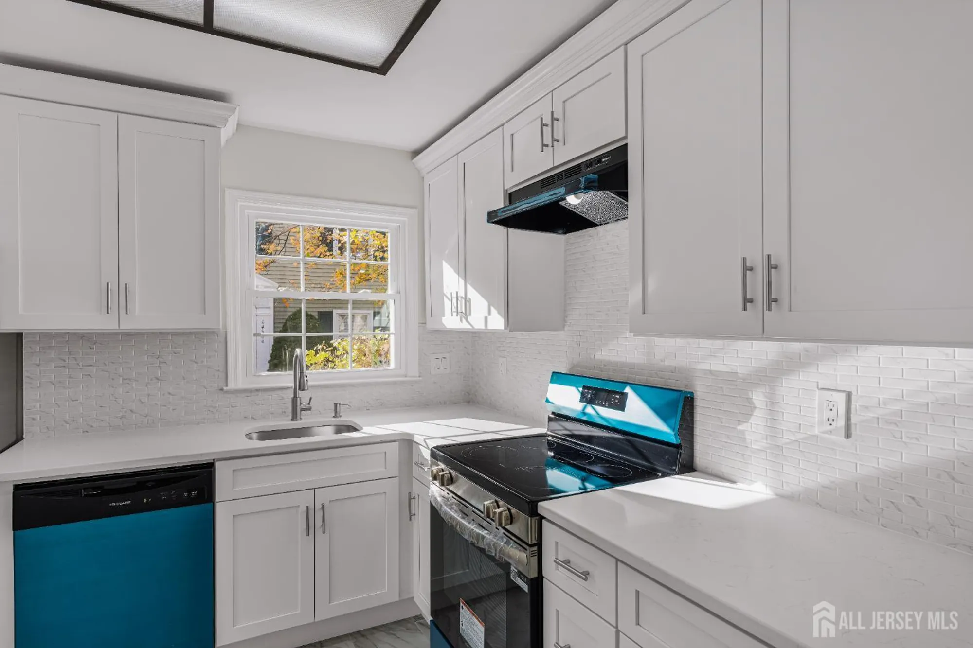 Property Slideshow image 10 of 27 | 458 revere way a, Jamesburg, NJ, 08831