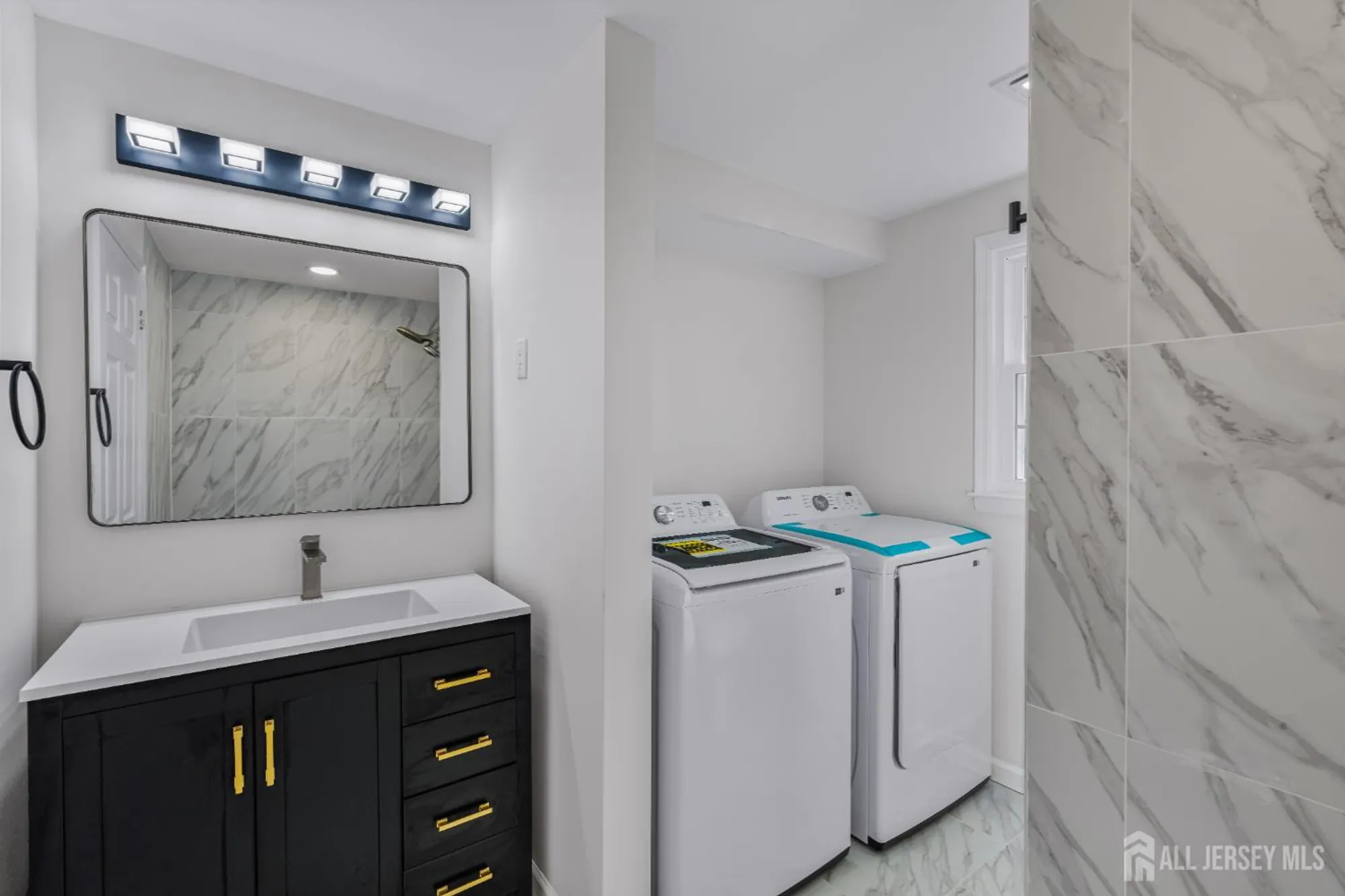 Property Slideshow image 23 of 27 | 458 revere way a, Jamesburg, NJ, 08831