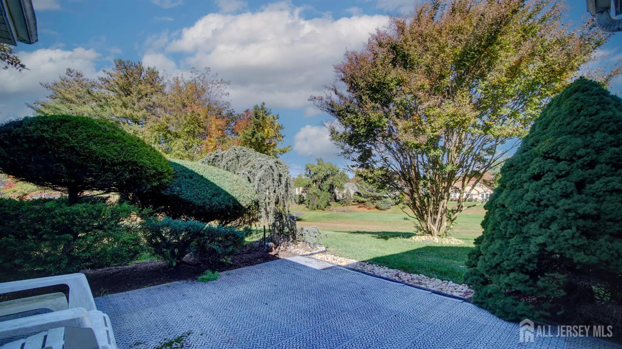 Property Slideshow image 27 of 32 | 15b ingram dr, Monroe, NJ, 08831