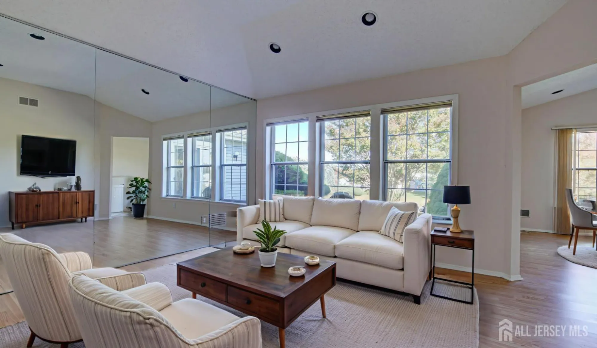 Property Slideshow image 6 of 32 | 15b ingram dr, Monroe, NJ, 08831