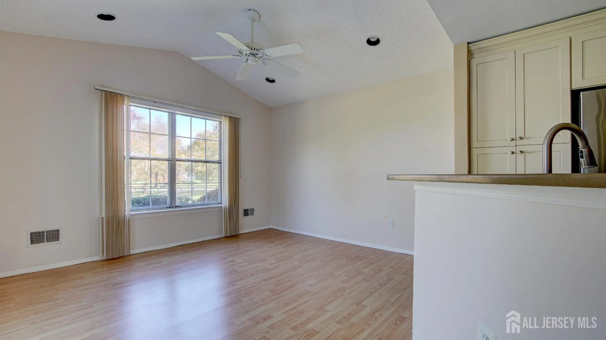 Property Slideshow image 9 of 32 | 15b ingram dr, Monroe, NJ, 08831