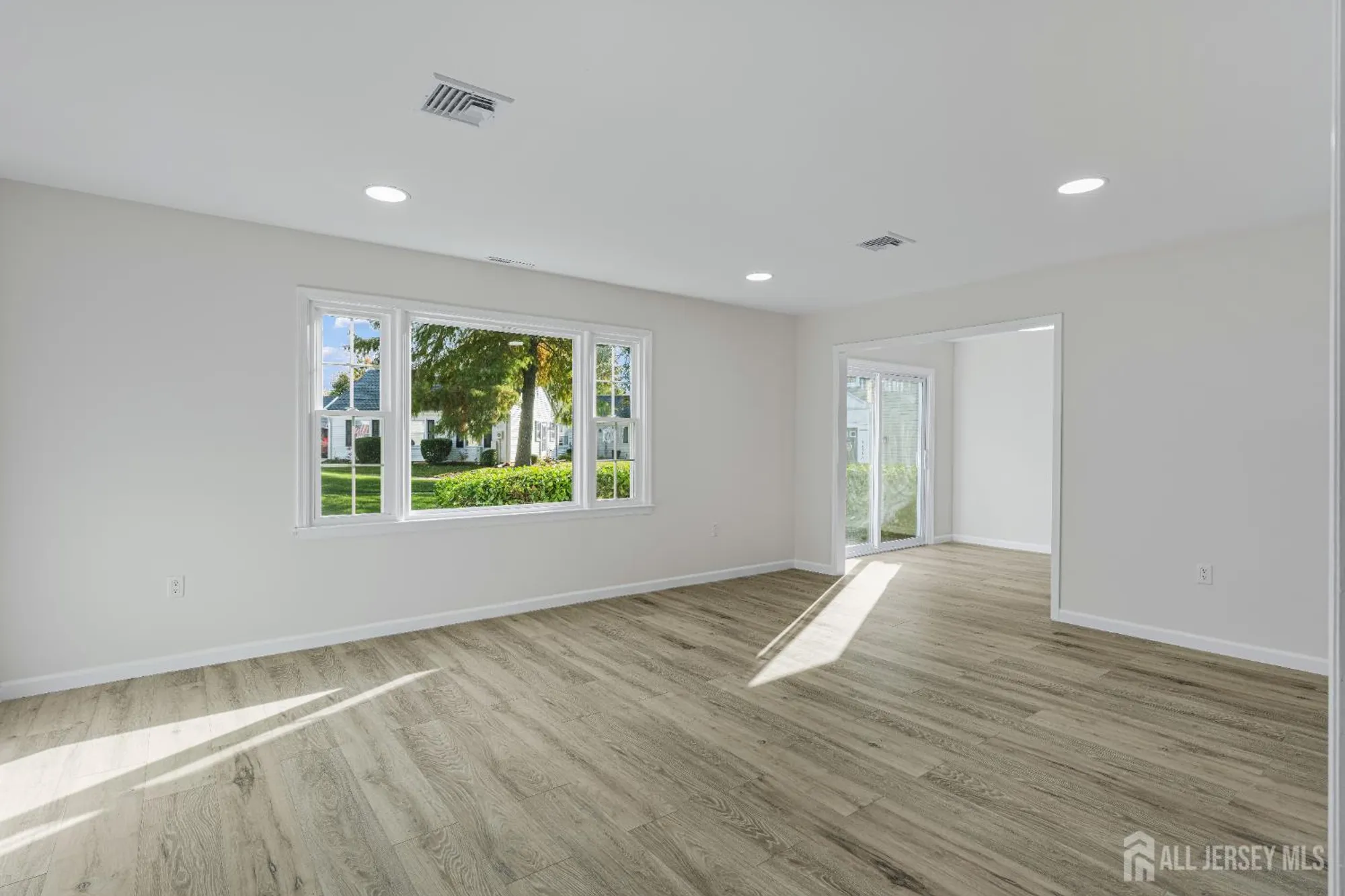 Property Slideshow image 3 of 27 | 458 revere way a, Jamesburg, NJ, 08831