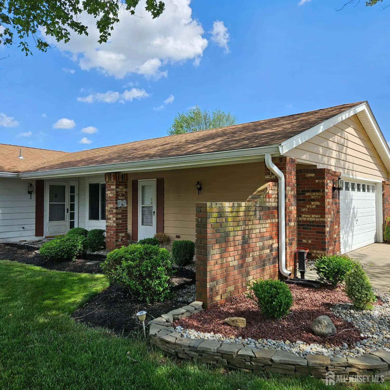 Property Slideshow image 4 of 26 | 187 newport rd a, Monroe, NJ, 08831