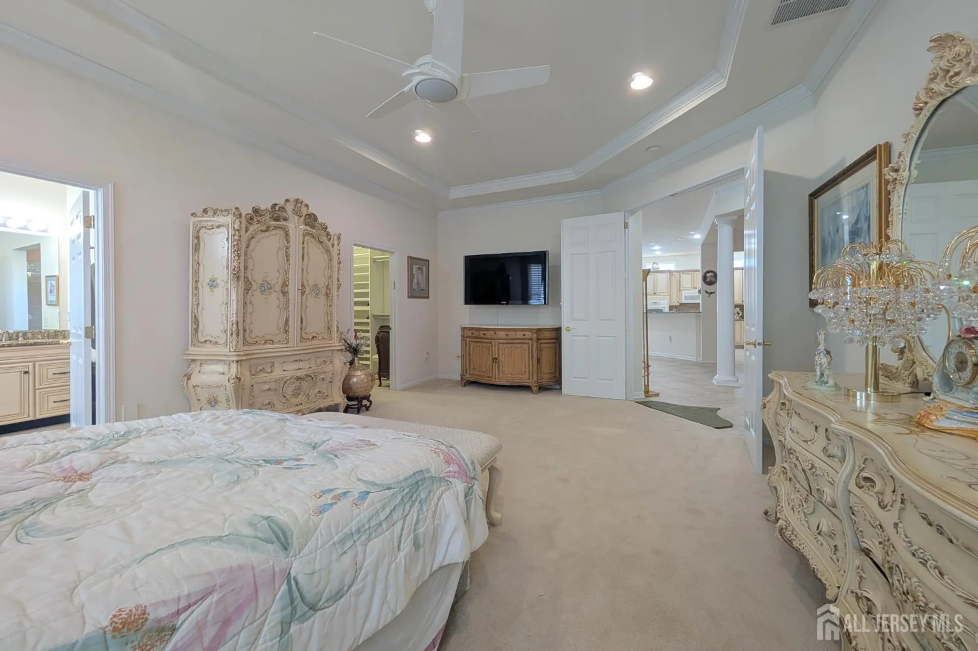 Property Slideshow image 22 of 36 | 23 crooked stick pl, Monroe, NJ, 08831