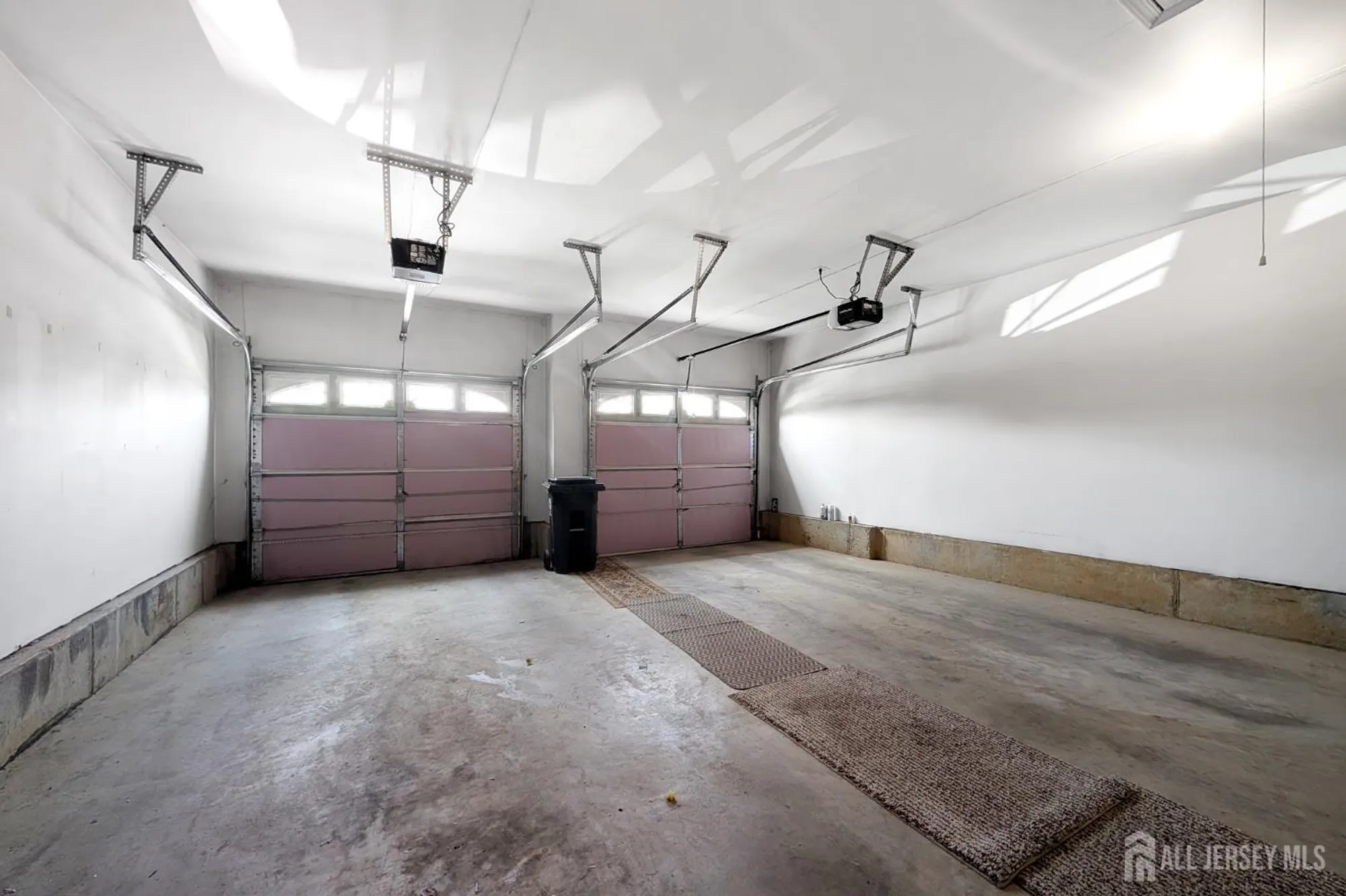 Property Slideshow image 31 of 36 | 23 crooked stick pl, Monroe, NJ, 08831