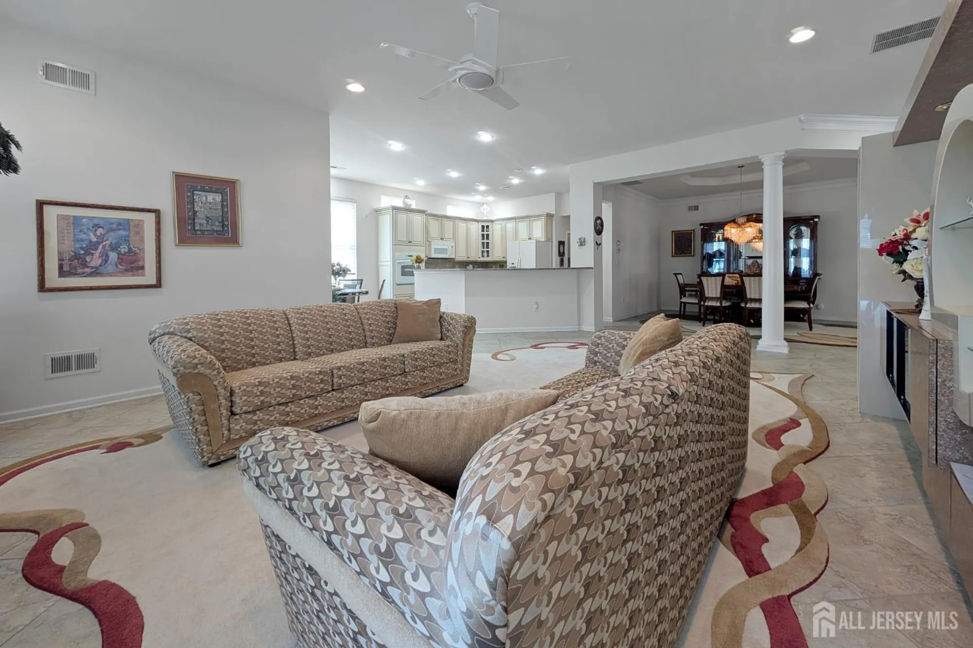 Property Slideshow image 18 of 36 | 23 crooked stick pl, Monroe, NJ, 08831