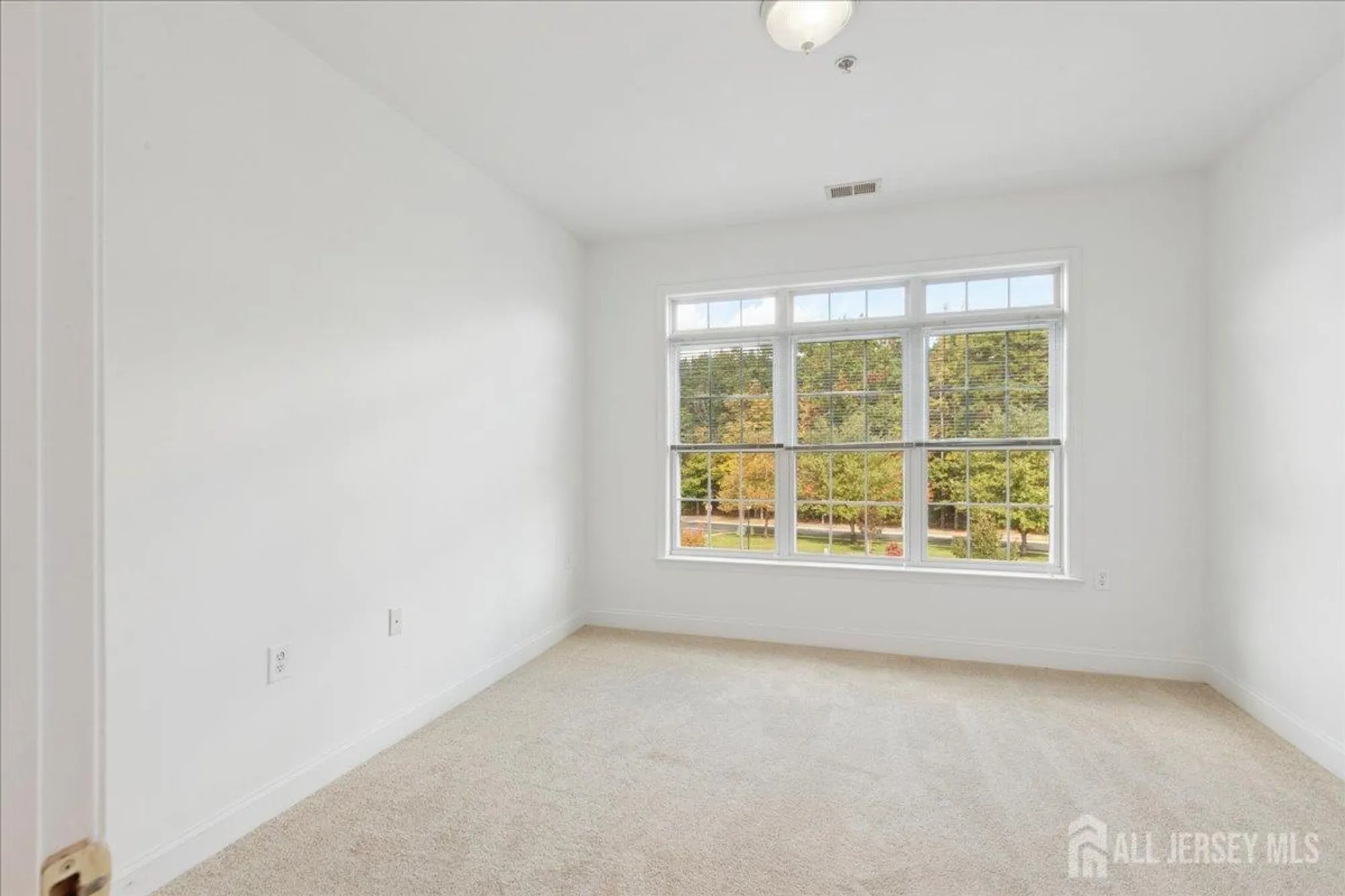 Property Slideshow image 20 of 24 | 7317 falston cir, Old Bridge, NJ, 08857