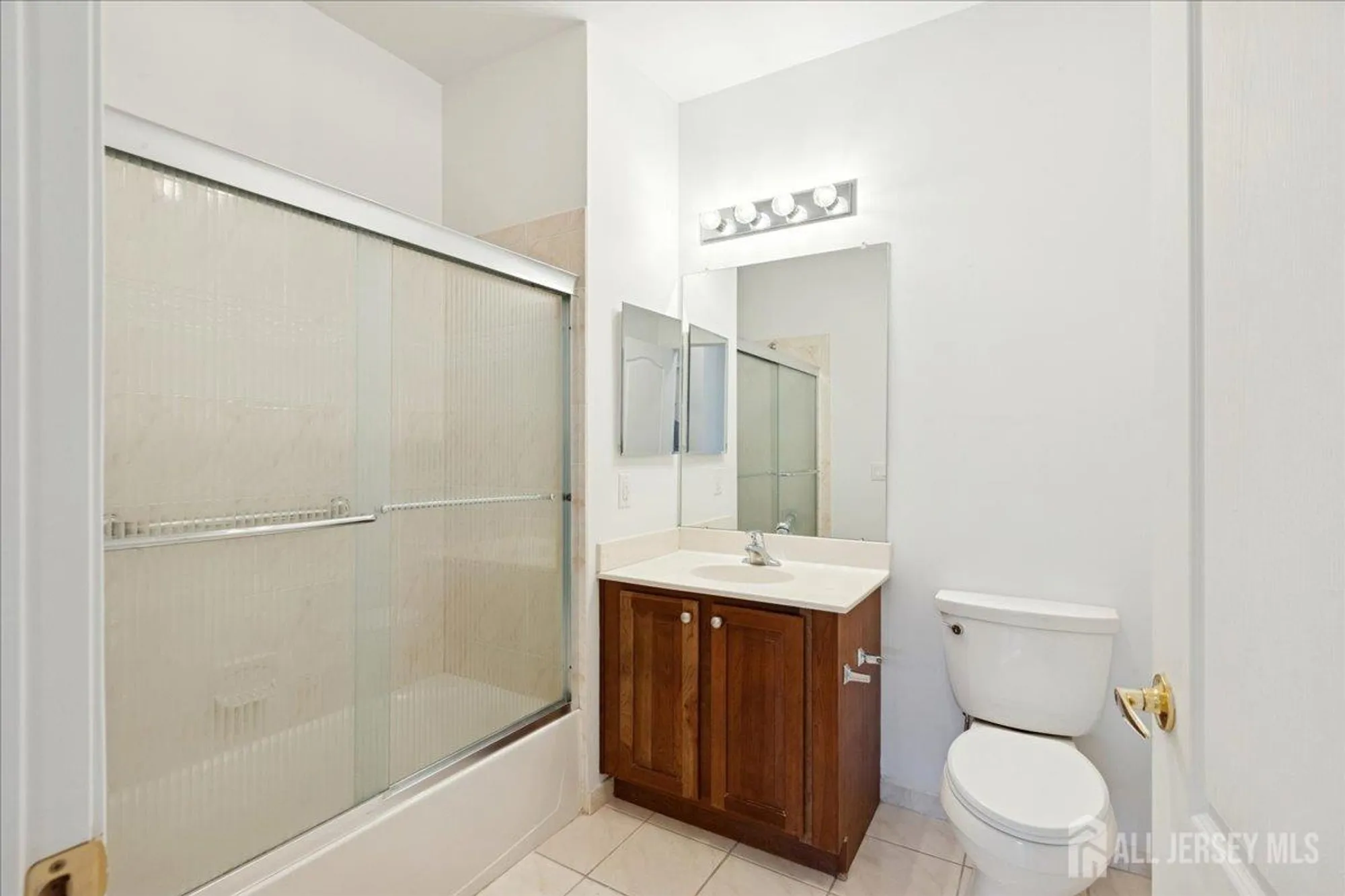 Property Slideshow image 21 of 24 | 7317 falston cir, Old Bridge, NJ, 08857