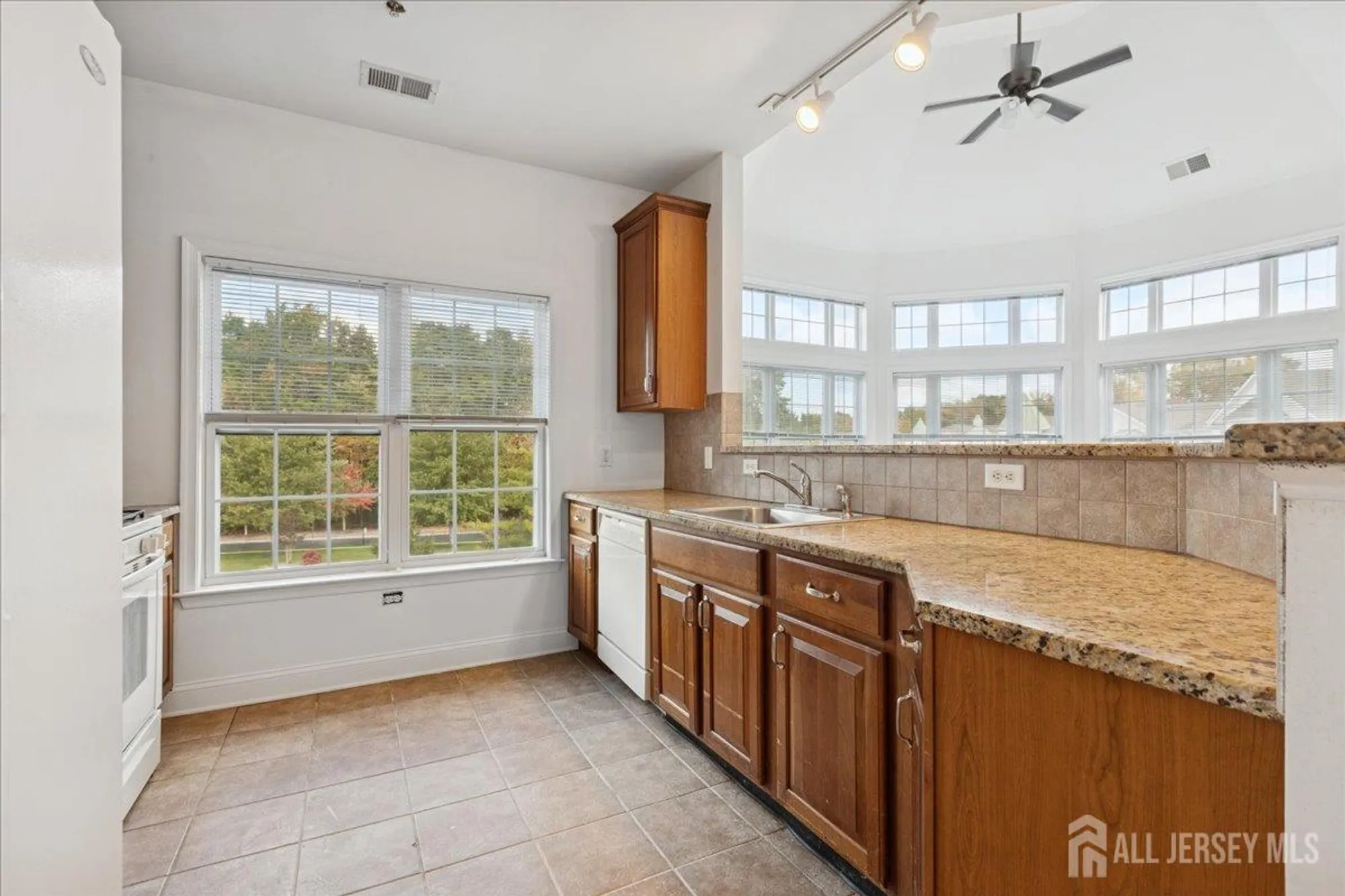 Property Slideshow image 14 of 24 | 7317 falston cir, Old Bridge, NJ, 08857