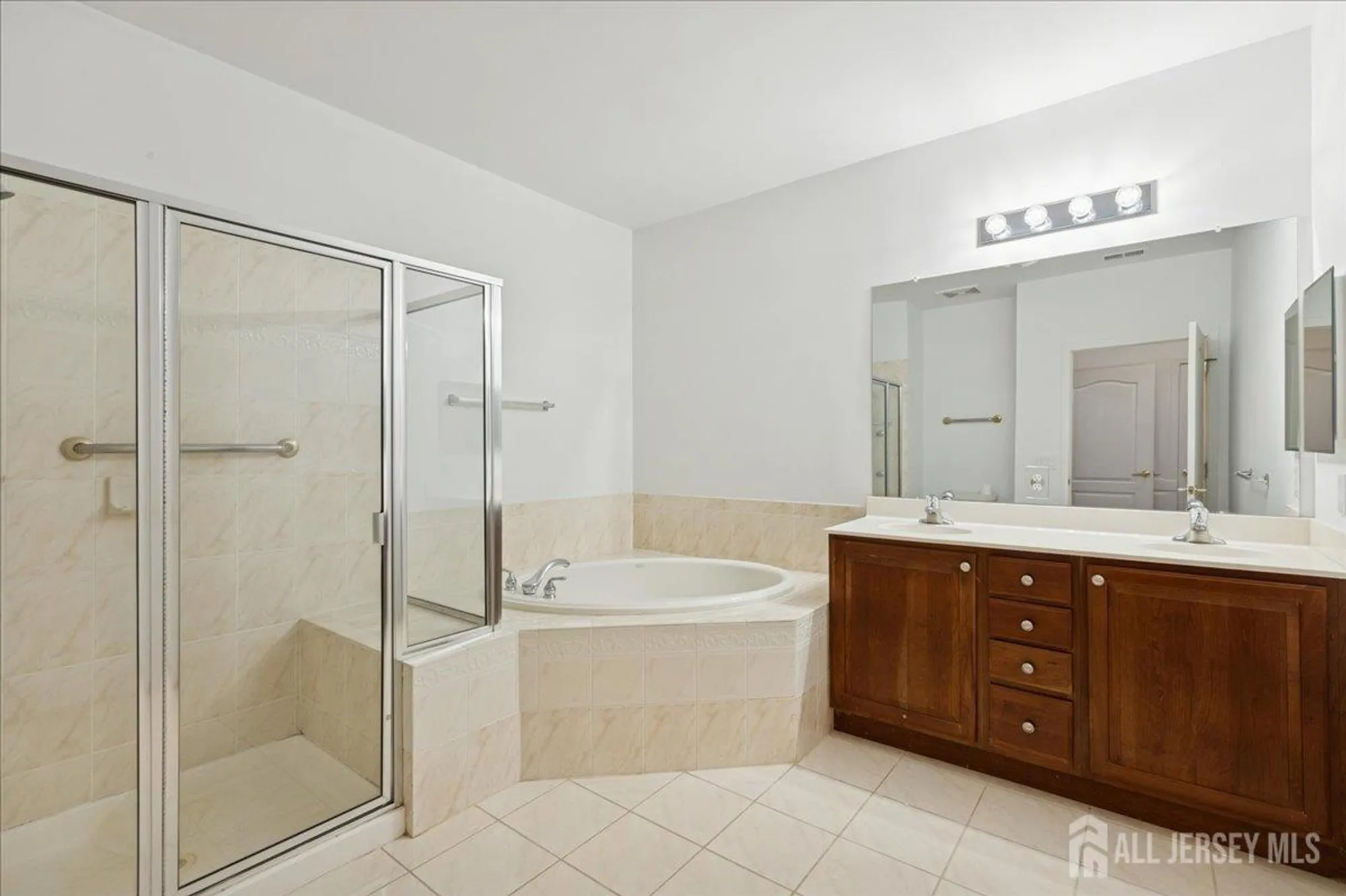Property Slideshow image 19 of 24 | 7317 falston cir, Old Bridge, NJ, 08857
