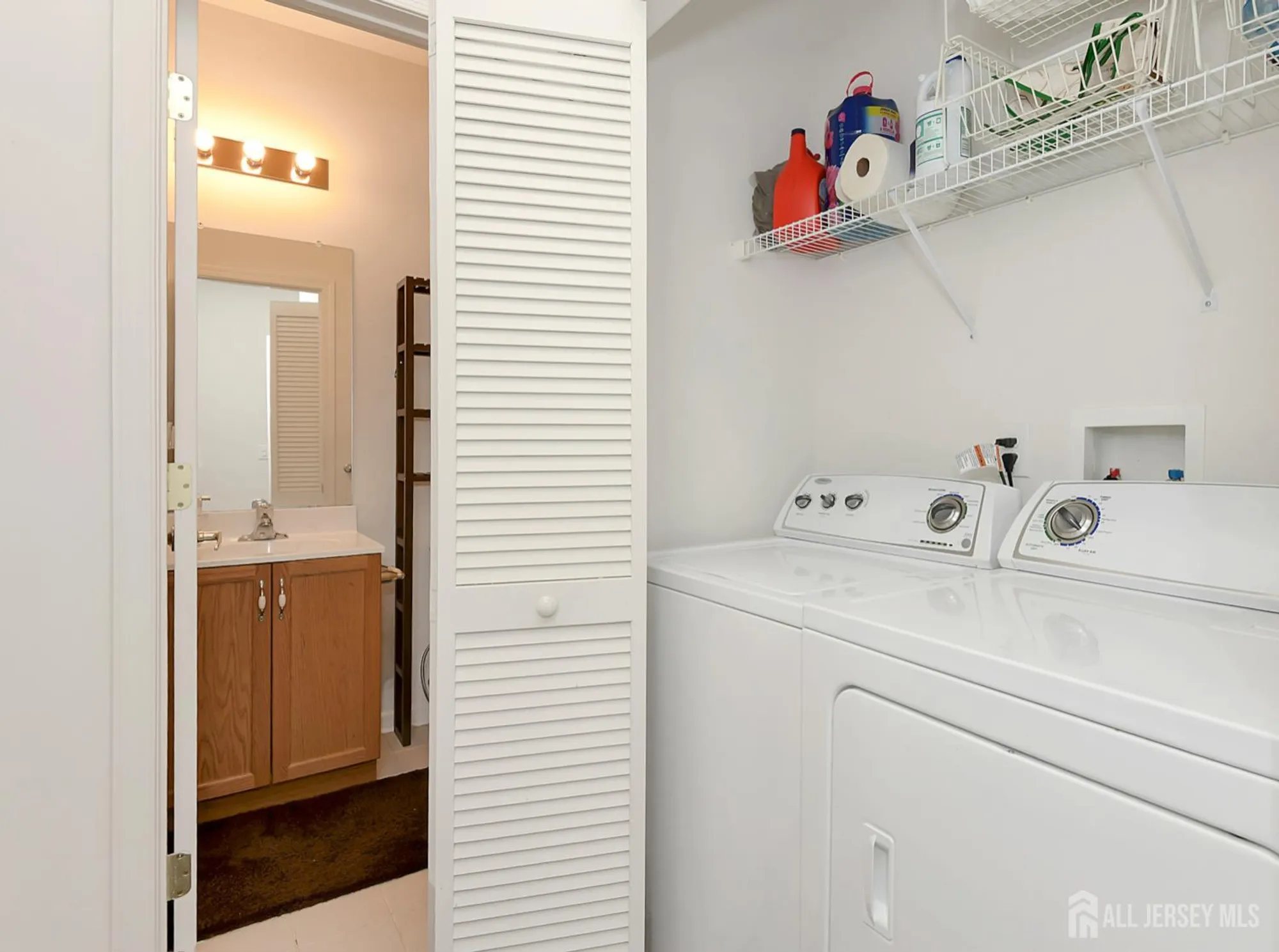 Property Slideshow image 22 of 41 | 802 schindler dr, South Brunswick, NJ, 08852