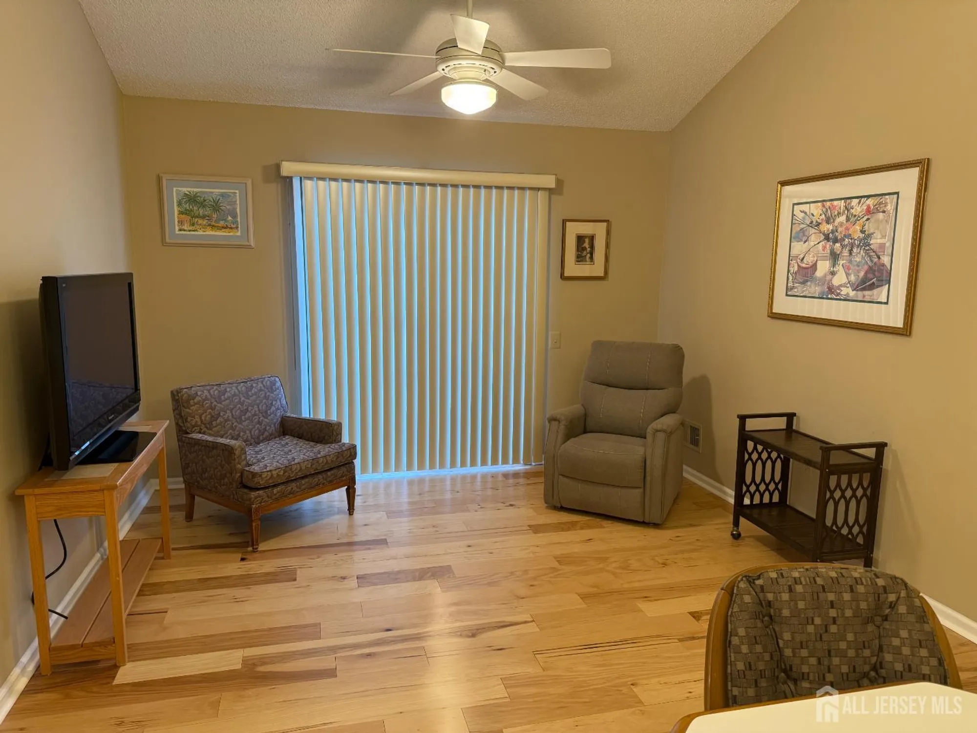 Property Slideshow image 53 of 60 | 163 goldfinch dr, Monroe, NJ, 08831