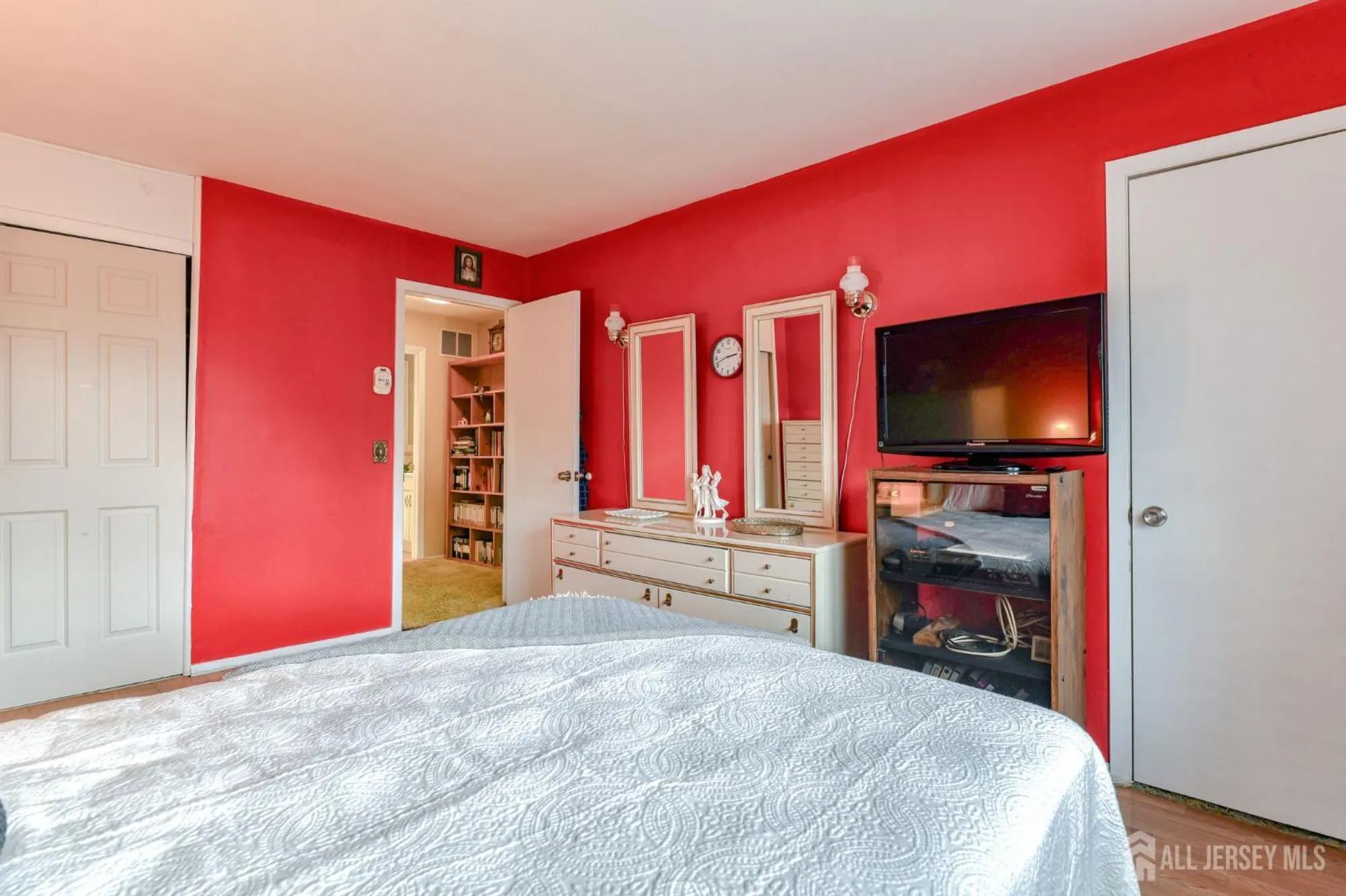 Property Slideshow image 12 of 22 | 11 alabama ct, Matawan, NJ, 07747