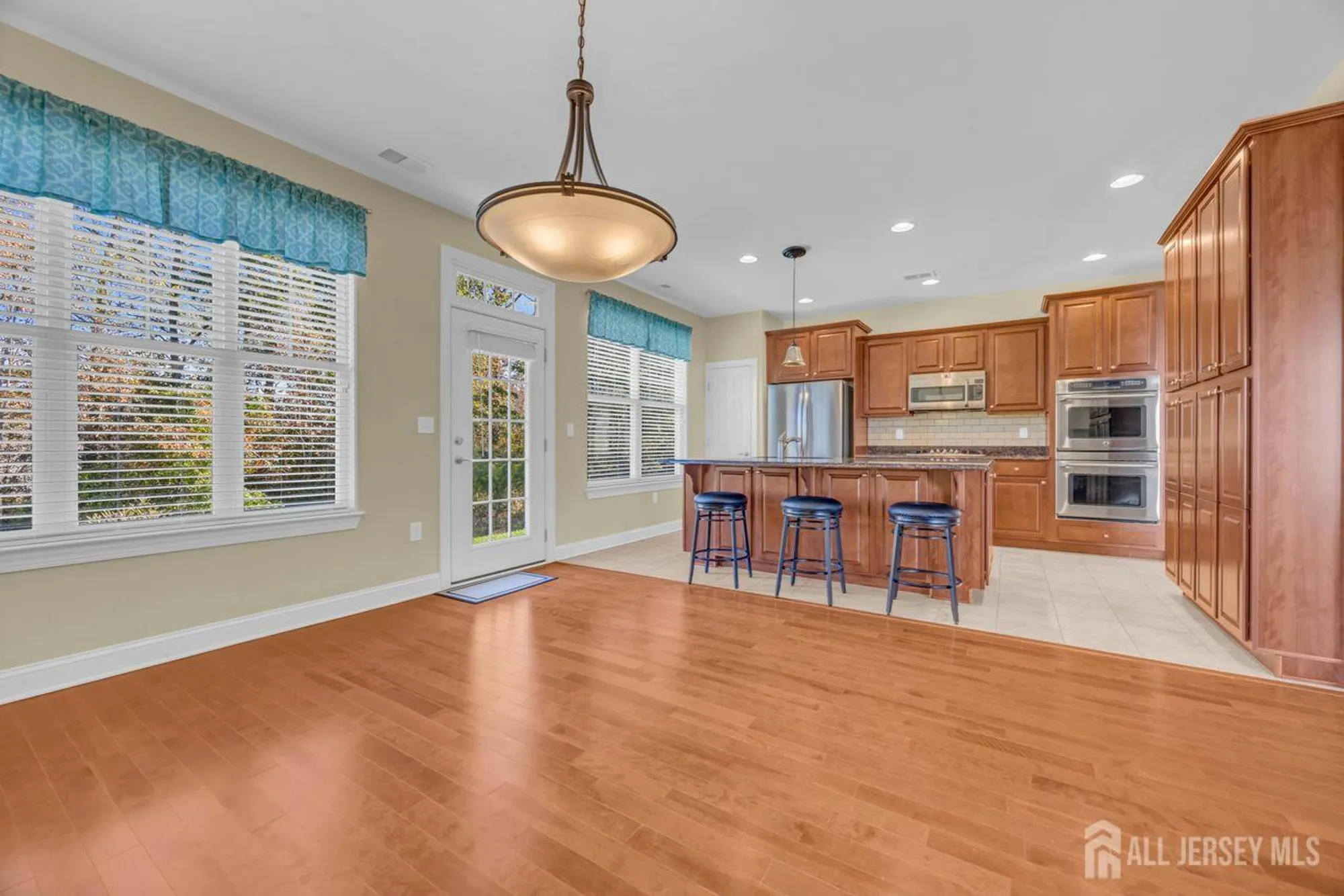 Property Slideshow image 4 of 26 | 87 schindler ct, Somerset, NJ, 08873