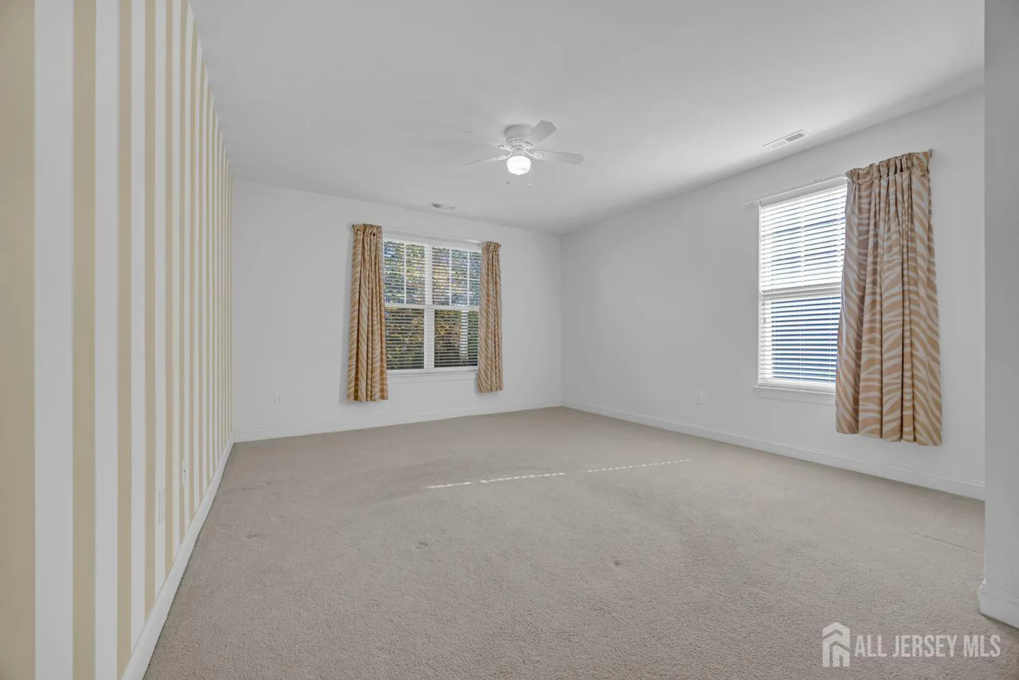 Property Slideshow image 12 of 26 | 87 schindler ct, Somerset, NJ, 08873