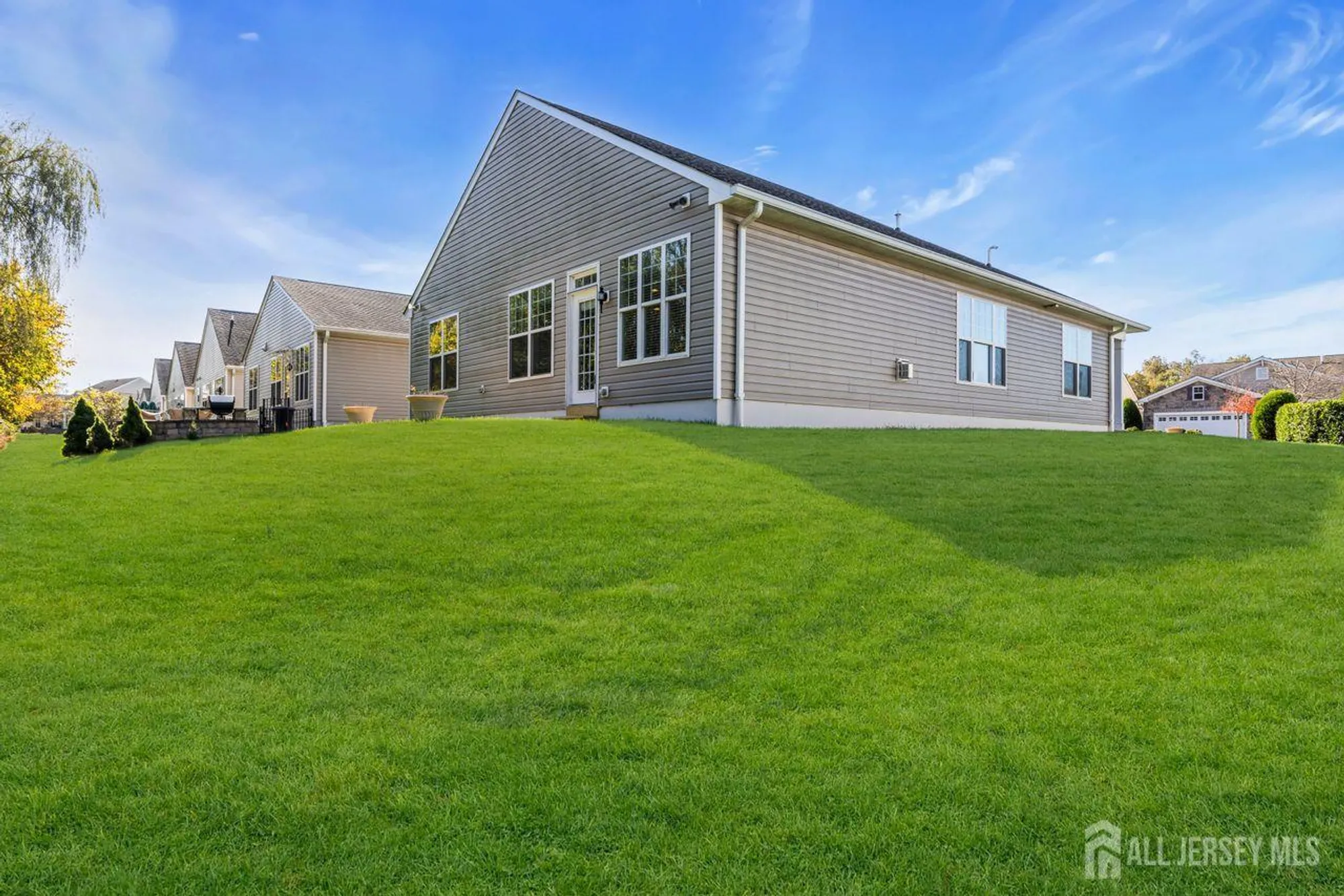 Property Slideshow image 23 of 26 | 87 schindler ct, Somerset, NJ, 08873