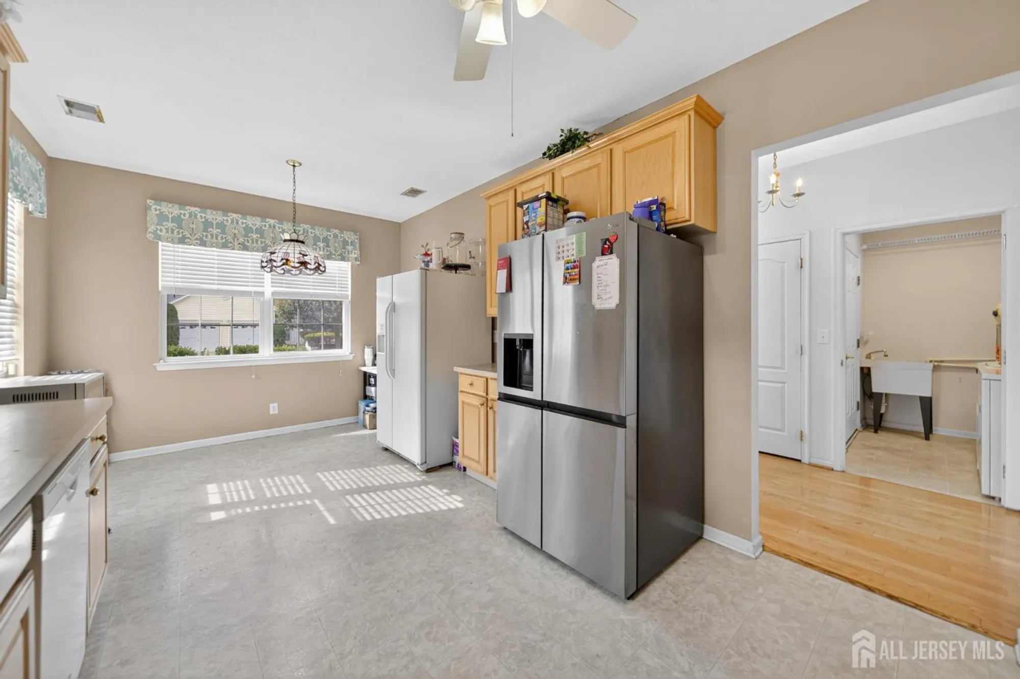 Property Slideshow image 6 of 26 | 39 fernbrooke dr, Westampton, NJ, 08060