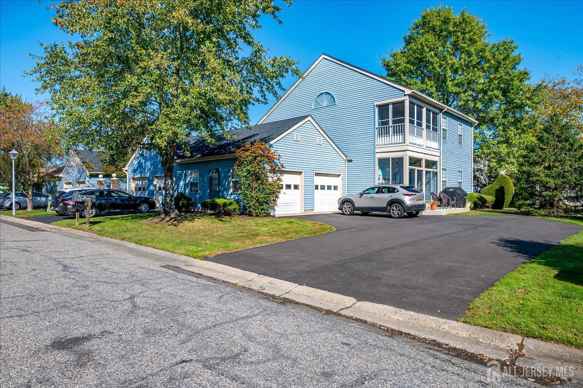 Property Slideshow image 20 of 22 | 15 james buchanan dr b, Monroe, NJ, 08831