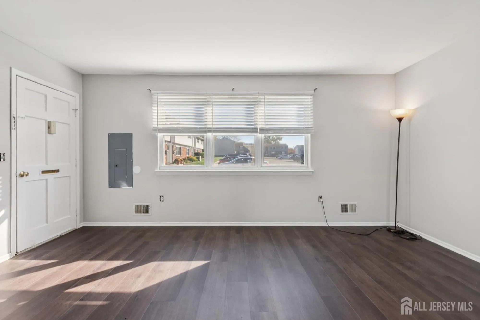 Property Slideshow image 7 of 25 | 10 california ct a, Matawan, NJ, 07747