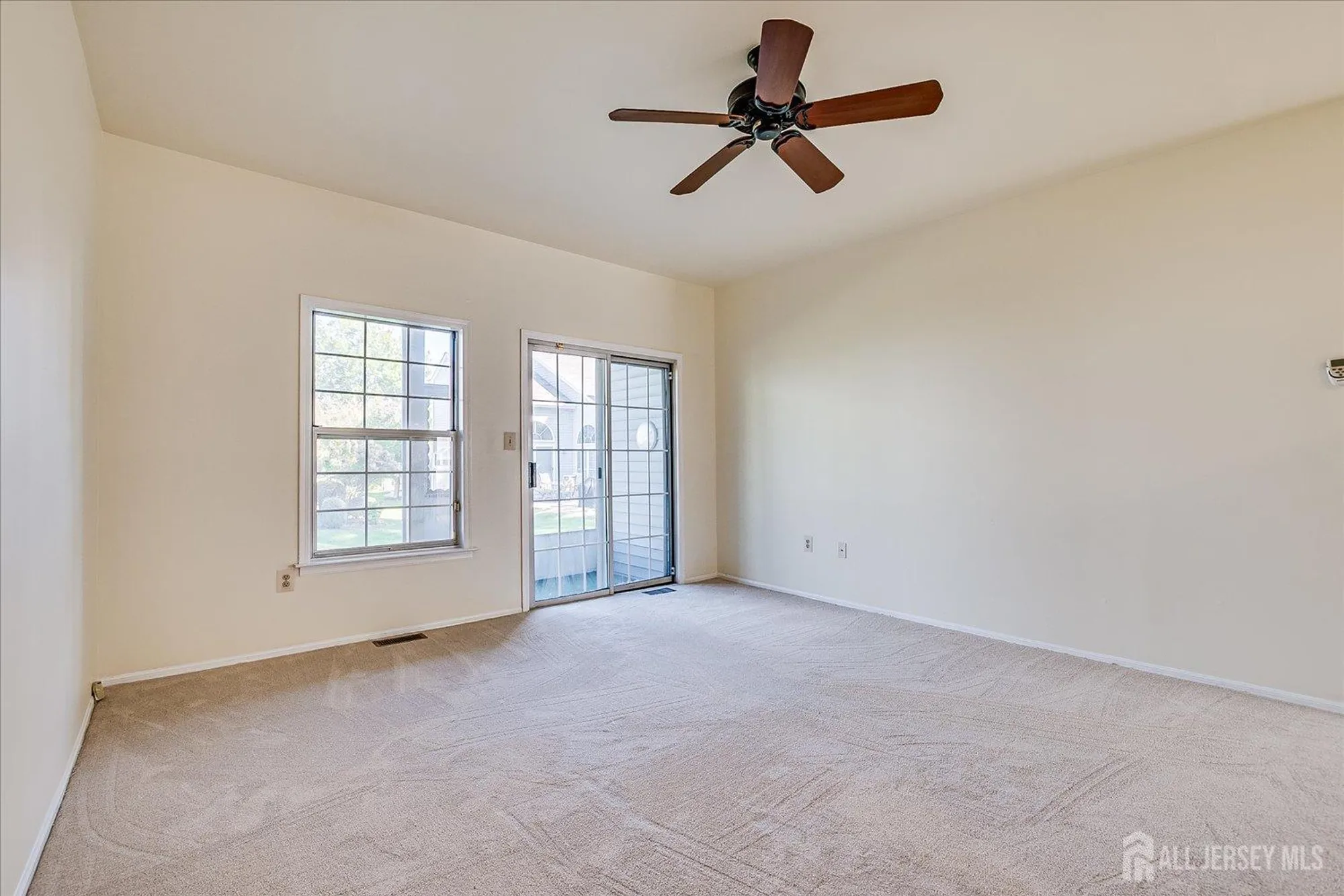 Property Slideshow image 7 of 22 | 15 james buchanan dr b, Monroe, NJ, 08831