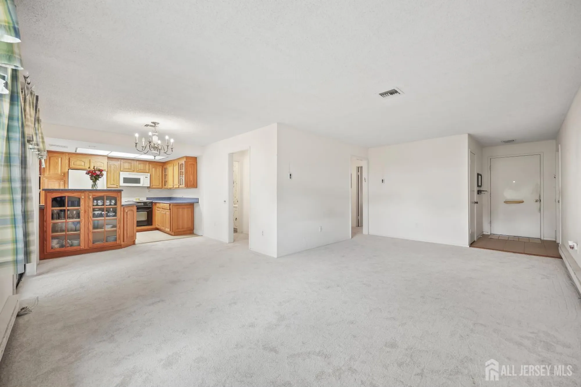 Property Slideshow image 3 of 21 | 149 maclura plz b, Monroe, NJ, 08831