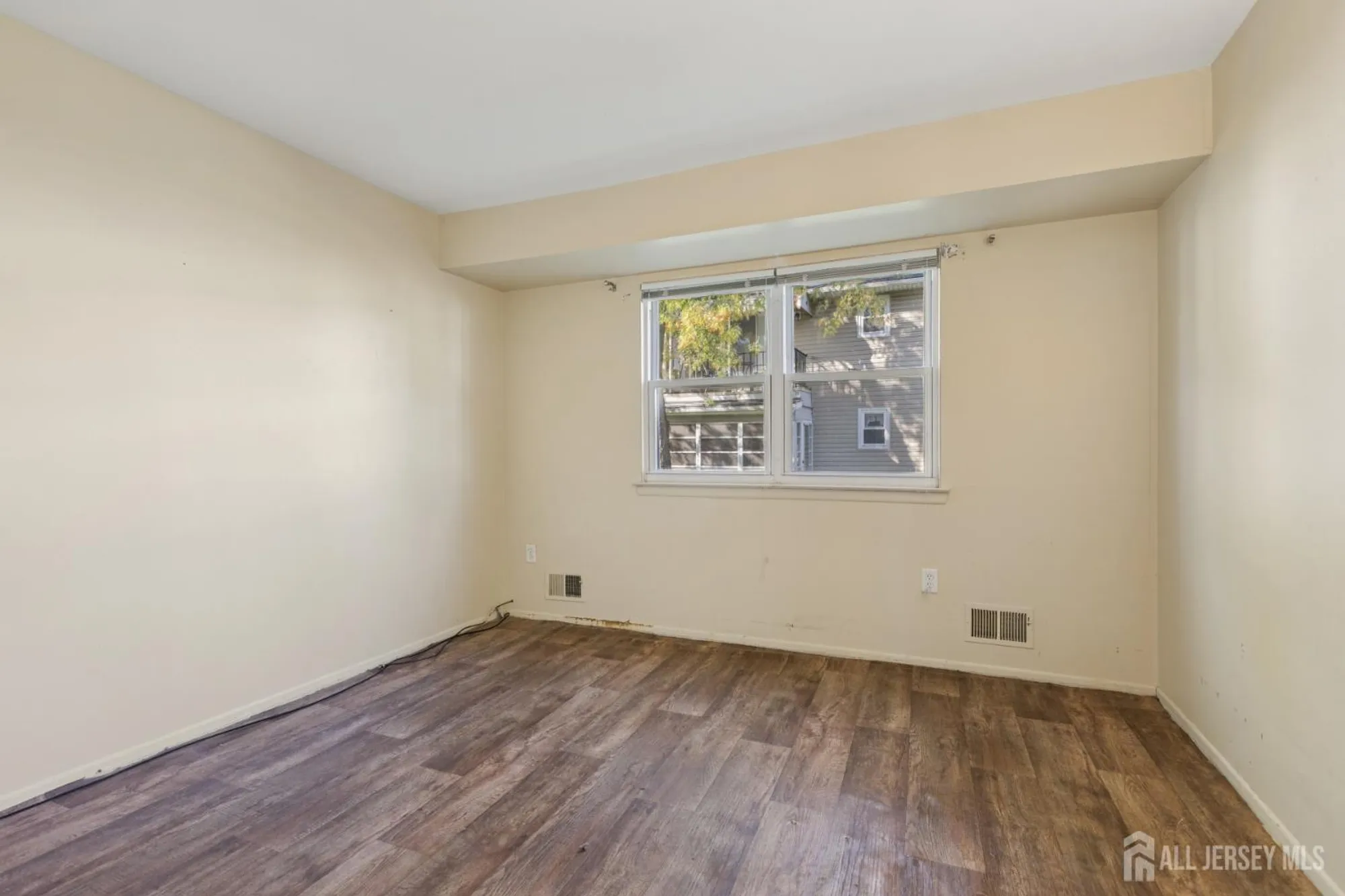 Property Slideshow image 22 of 25 | 10 california ct a, Matawan, NJ, 07747