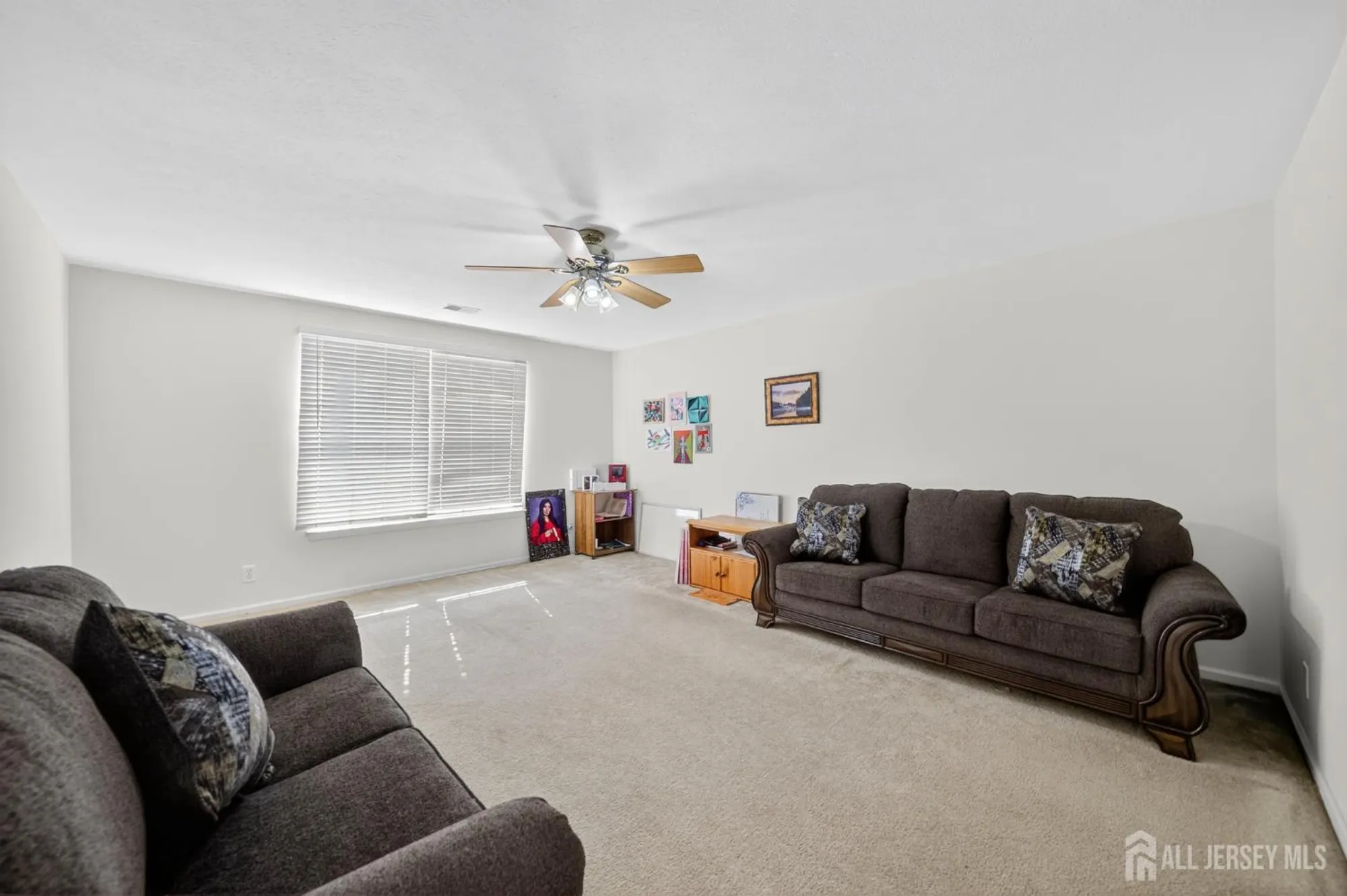 Property Slideshow image 23 of 26 | 39 fernbrooke dr, Westampton, NJ, 08060