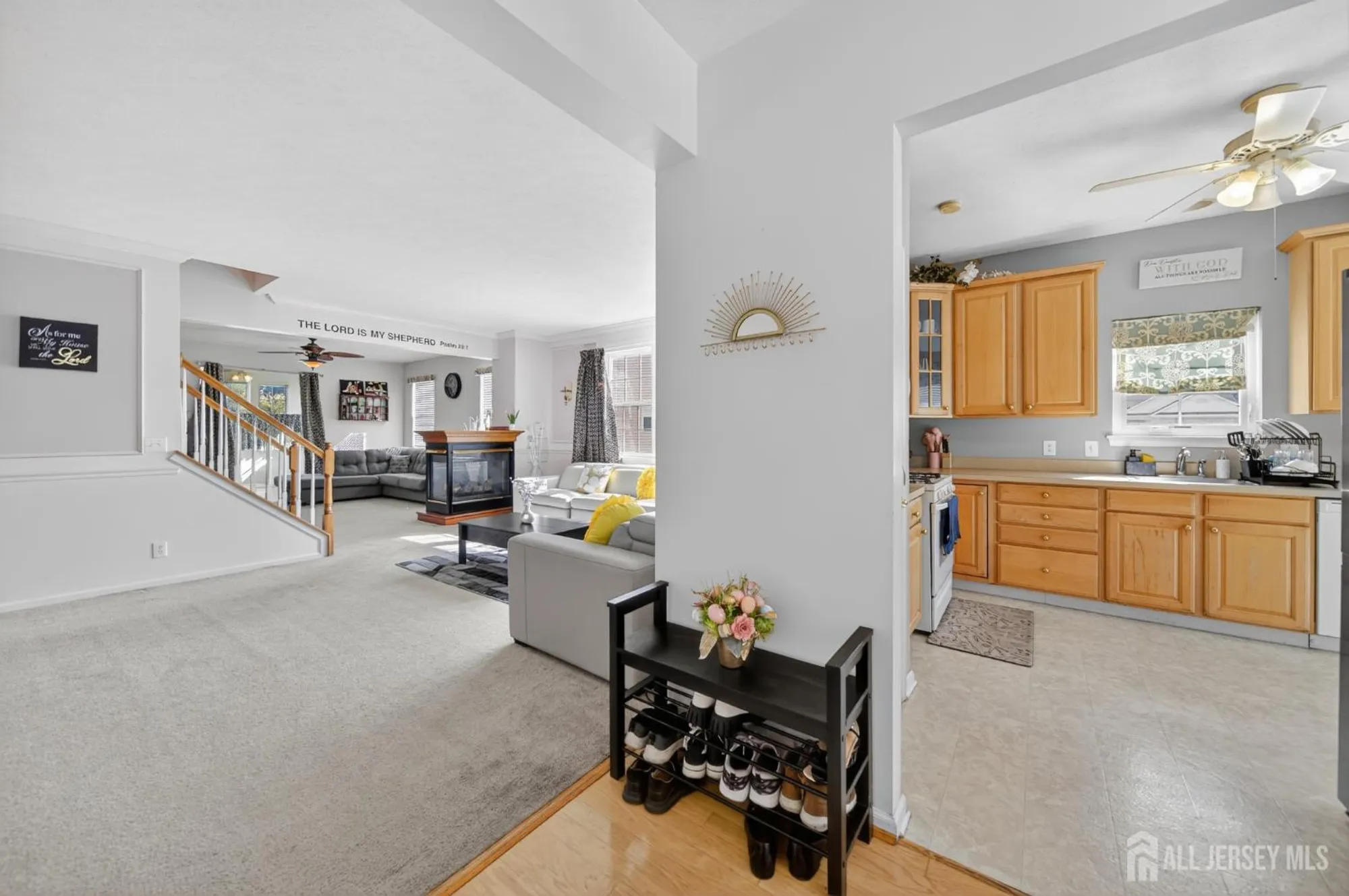 Property Slideshow image 4 of 26 | 39 fernbrooke dr, Westampton, NJ, 08060