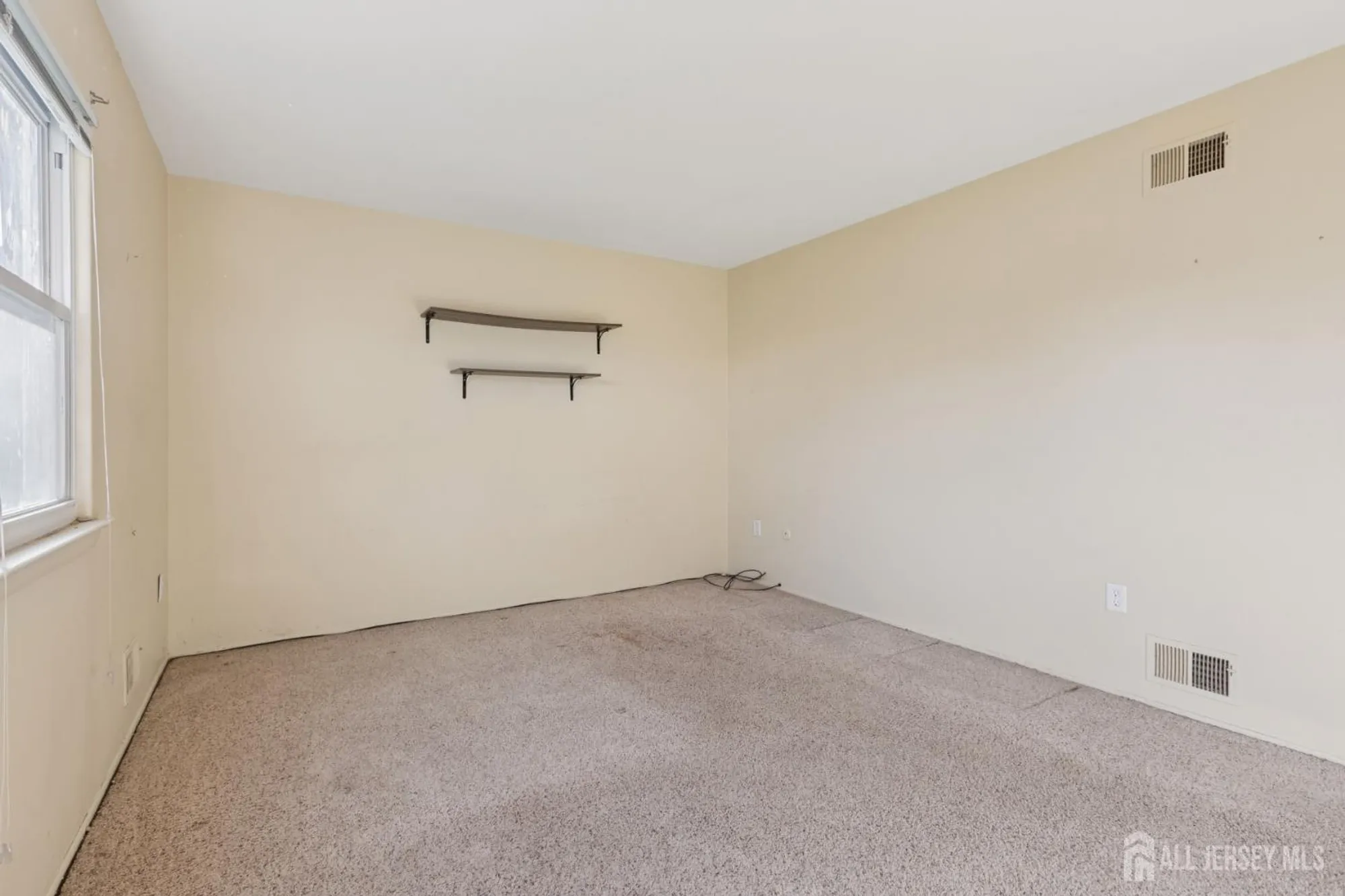 Property Slideshow image 19 of 25 | 10 california ct a, Matawan, NJ, 07747