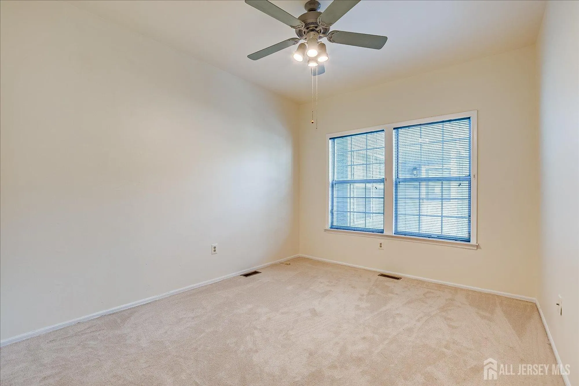 Property Slideshow image 15 of 22 | 15 james buchanan dr b, Monroe, NJ, 08831