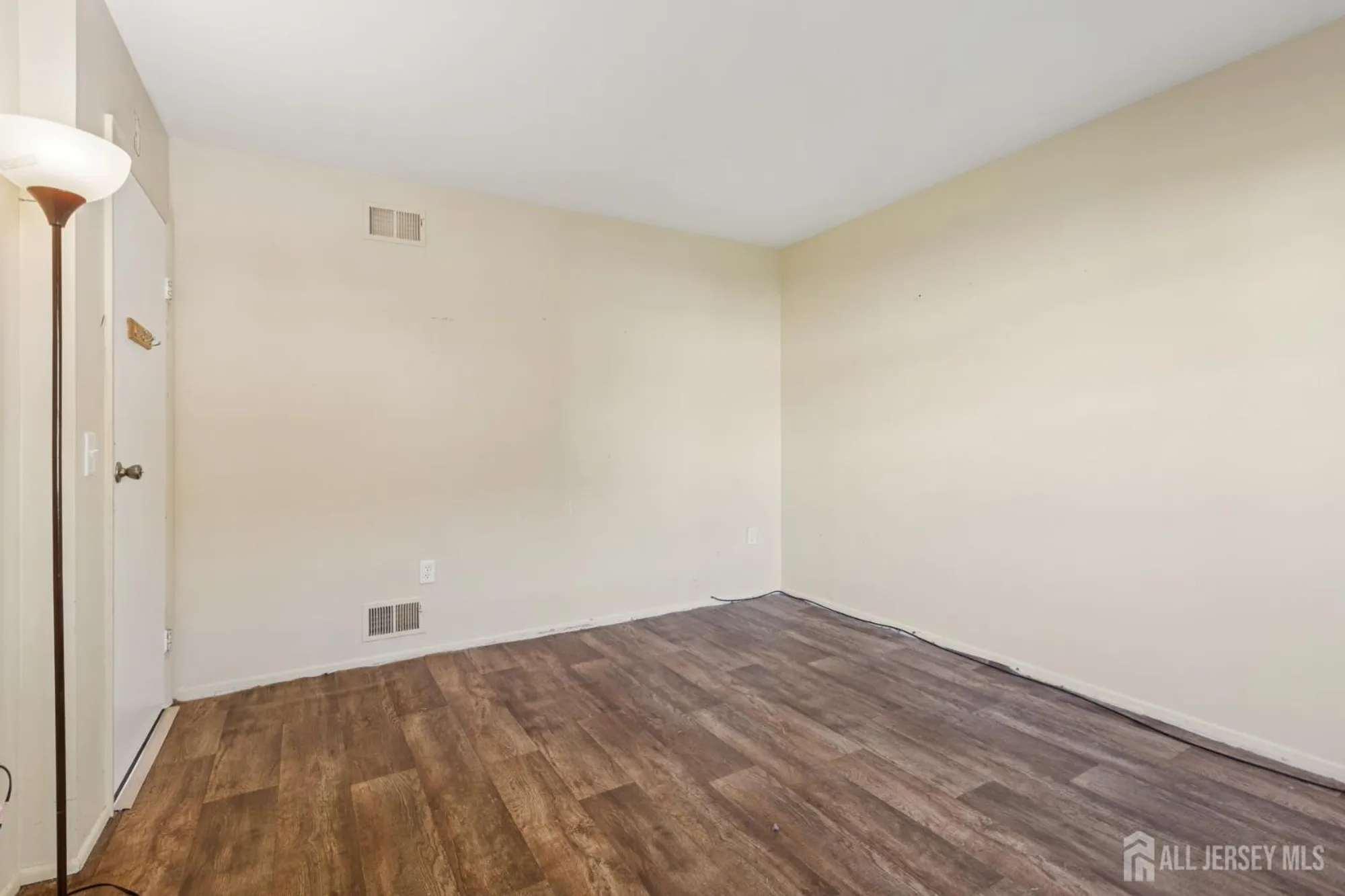 Property Slideshow image 23 of 25 | 10 california ct a, Matawan, NJ, 07747