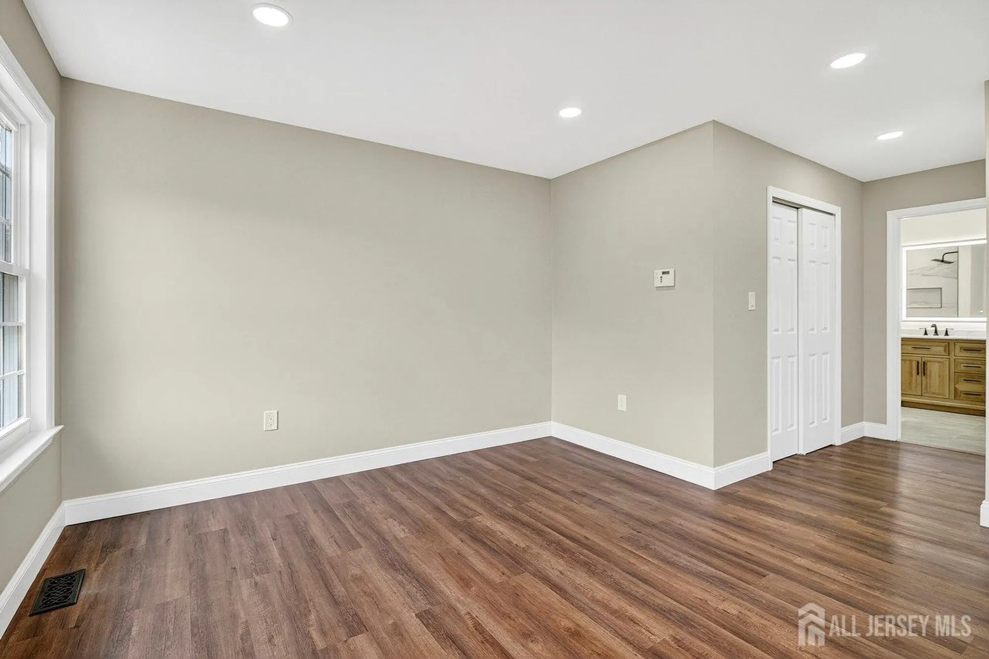 Property Slideshow image 29 of 42 | 57 yorkshire dr 57b, Monroe, NJ, 08831