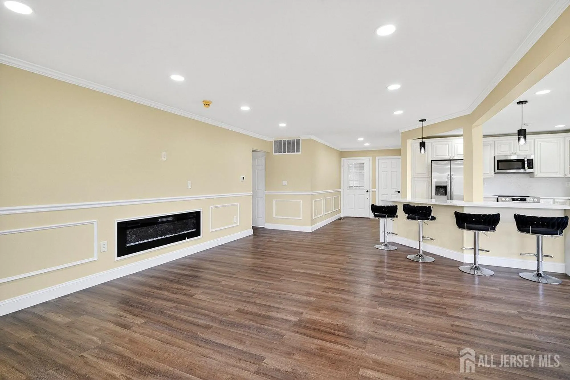 Property Slideshow image 16 of 42 | 57 yorkshire dr 57b, Monroe, NJ, 08831