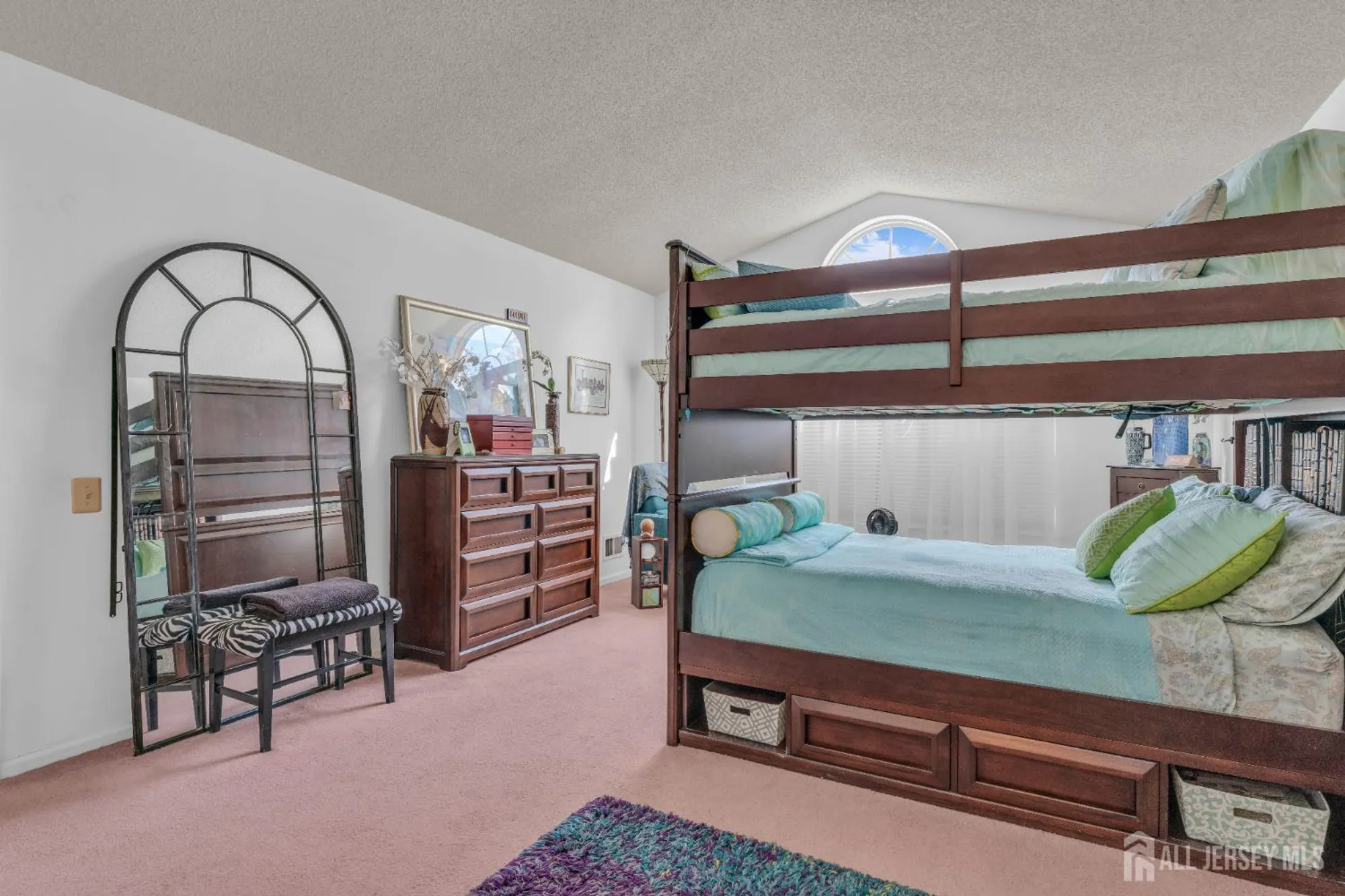 Property Slideshow image 16 of 20 | 264 nighthawk dr a, Monroe, NJ, 08831