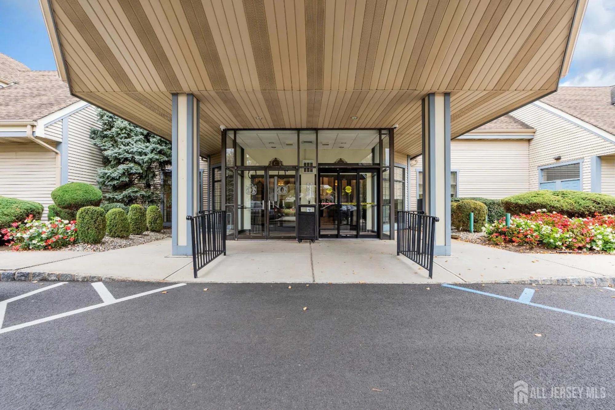 Property Slideshow image 25 of 28 | 125 concordia cir a, Monroe, NJ, 08831