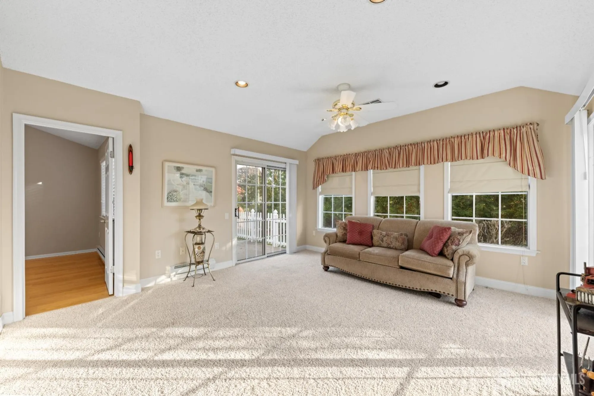 Property Slideshow image 17 of 29 | 835b vail rd, Monroe, NJ, 08831