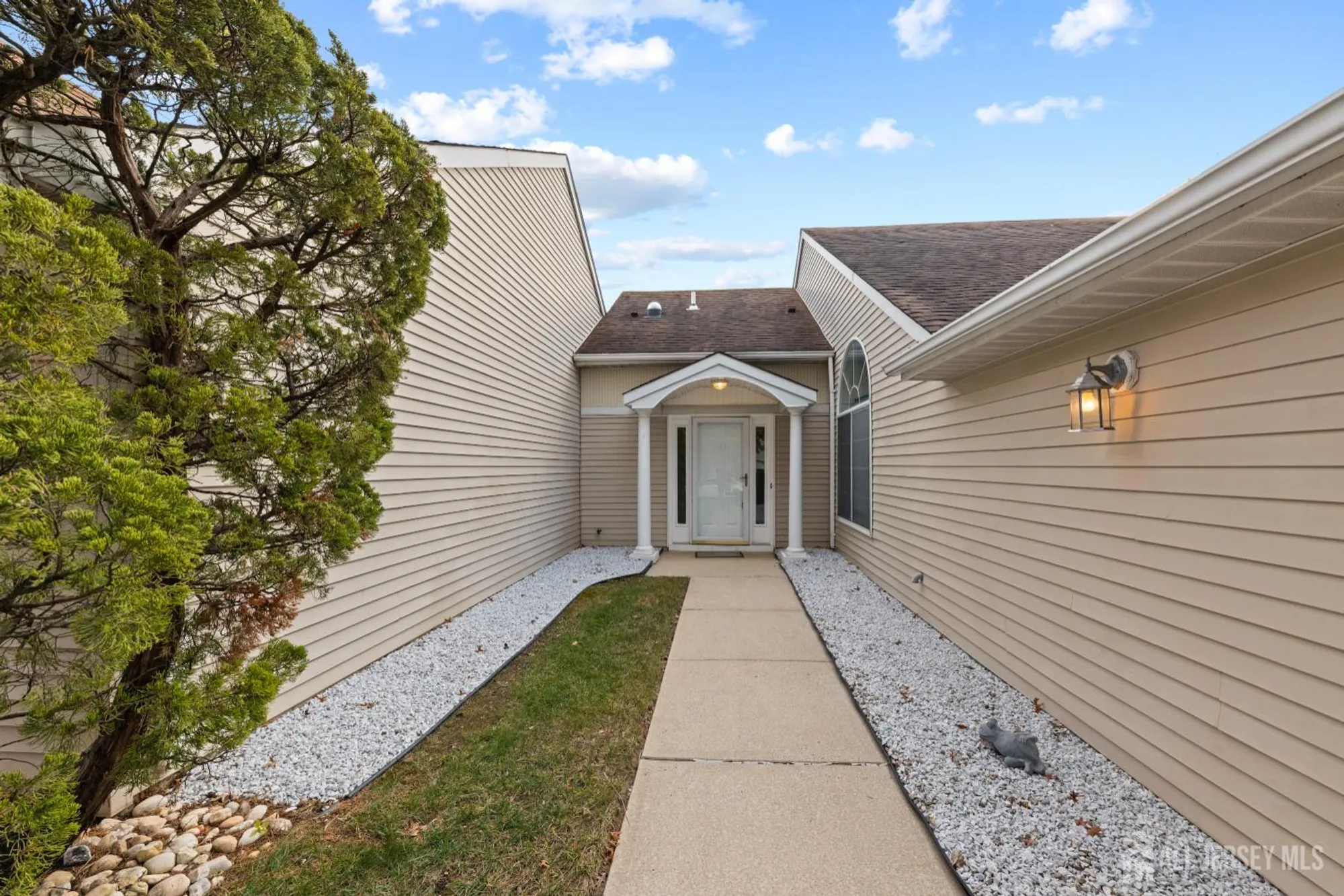 Property Slideshow image 3 of 29 | 835b vail rd, Monroe, NJ, 08831